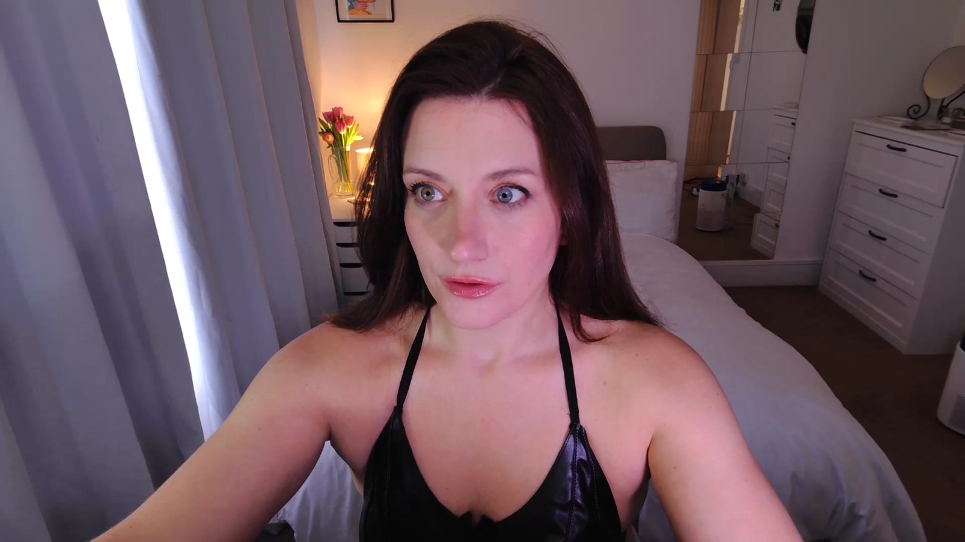 Gallery image thumbnail from xDaisyx's myfreecams stream on, 02/27/2025, 16:51 image 11 of 20