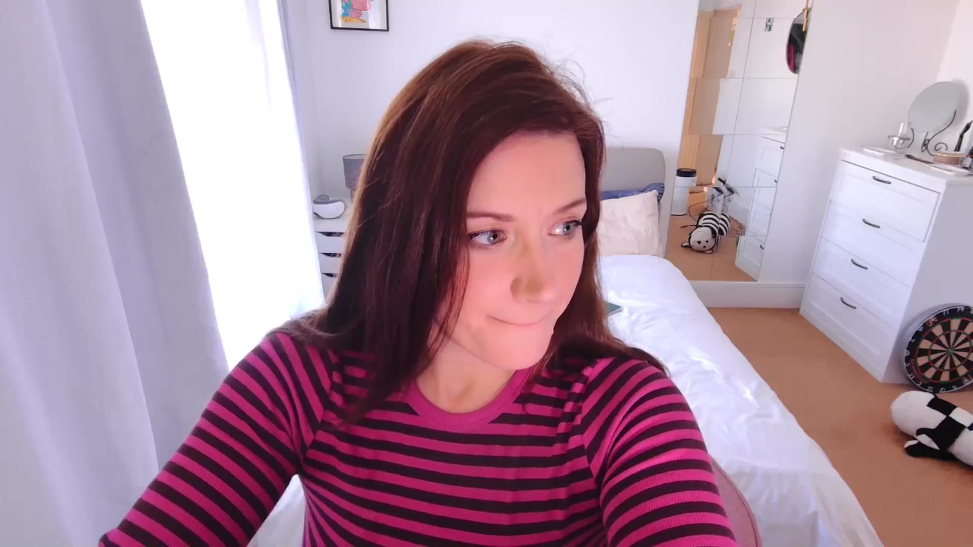 Gallery image thumbnail from xDaisyx's myfreecams stream on, 03/03/2025, 14:52 image 6 of 20