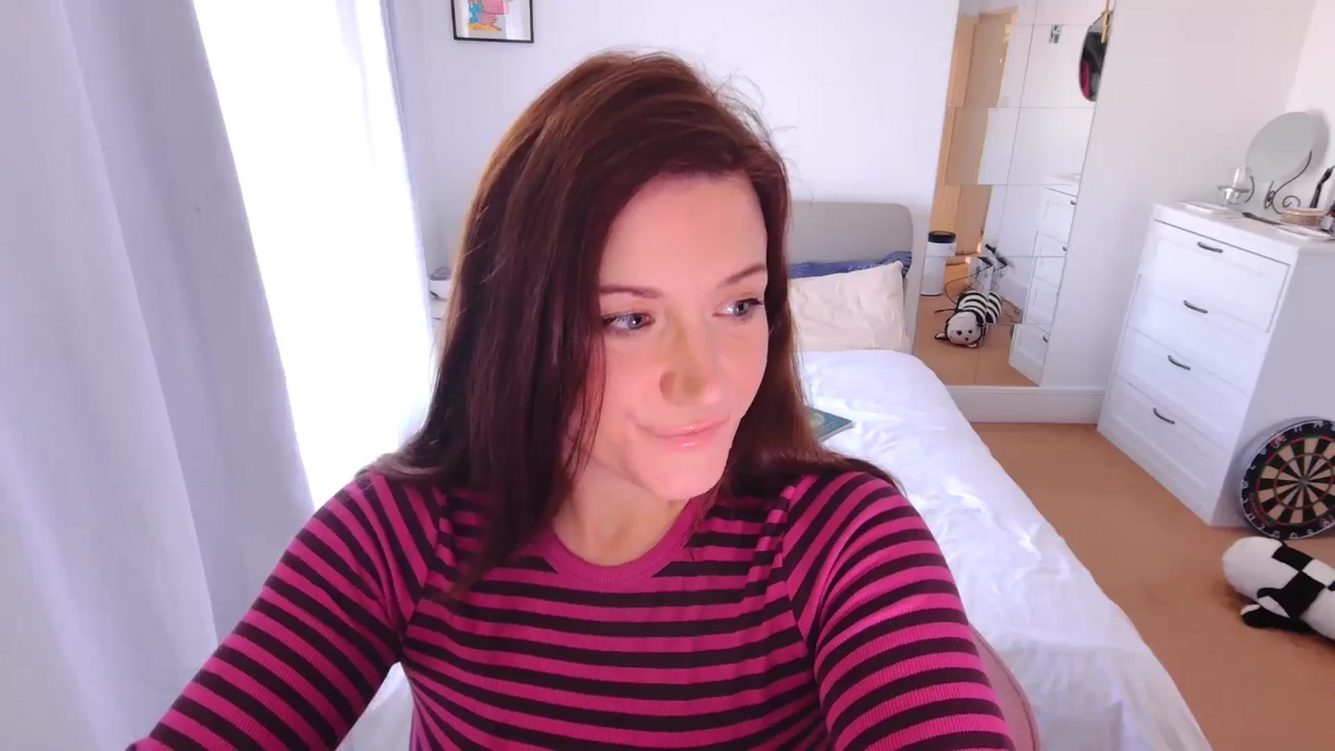 Gallery image thumbnail from xDaisyx's myfreecams stream on, 03/03/2025, 14:52 image 7 of 20