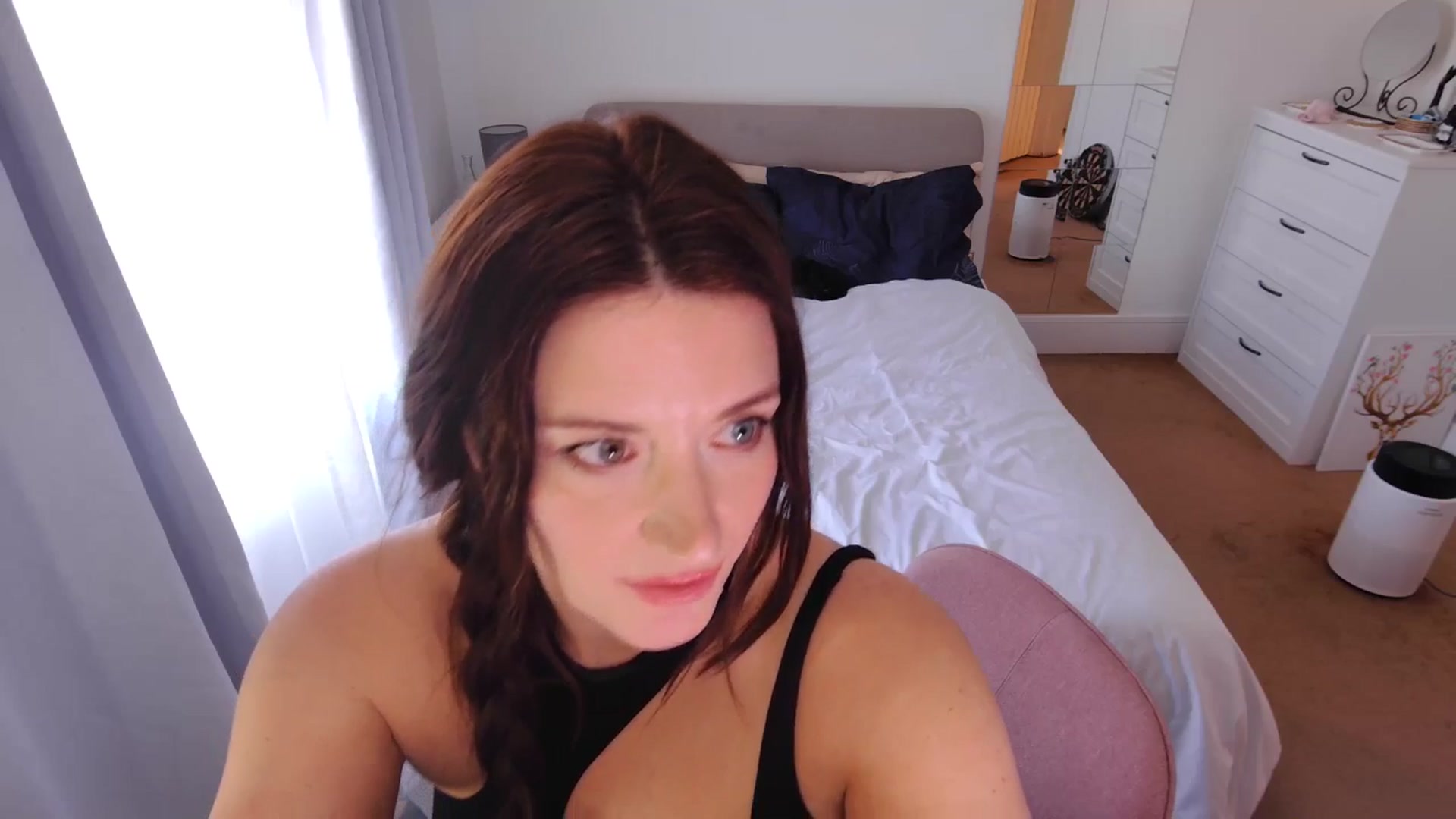 Gallery image thumbnail from xDaisyx's myfreecams stream on, 03/04/2025, 15:48 image 18 of 20