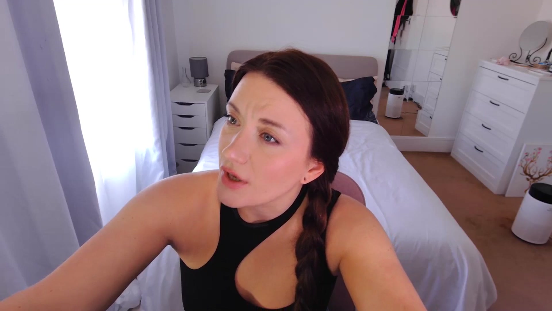 Gallery image thumbnail from xDaisyx's myfreecams stream on, 03/04/2025, 15:48 image 6 of 20