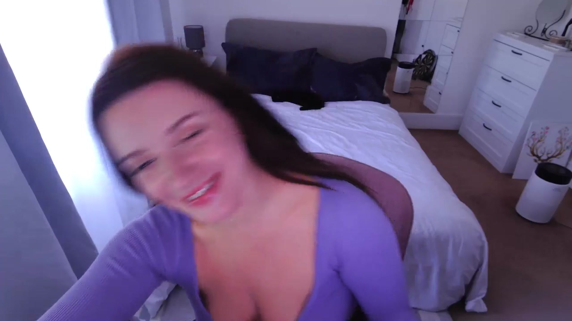 Gallery image thumbnail from xDaisyx's myfreecams stream on, 03/05/2025, 13:40 image 12 of 20