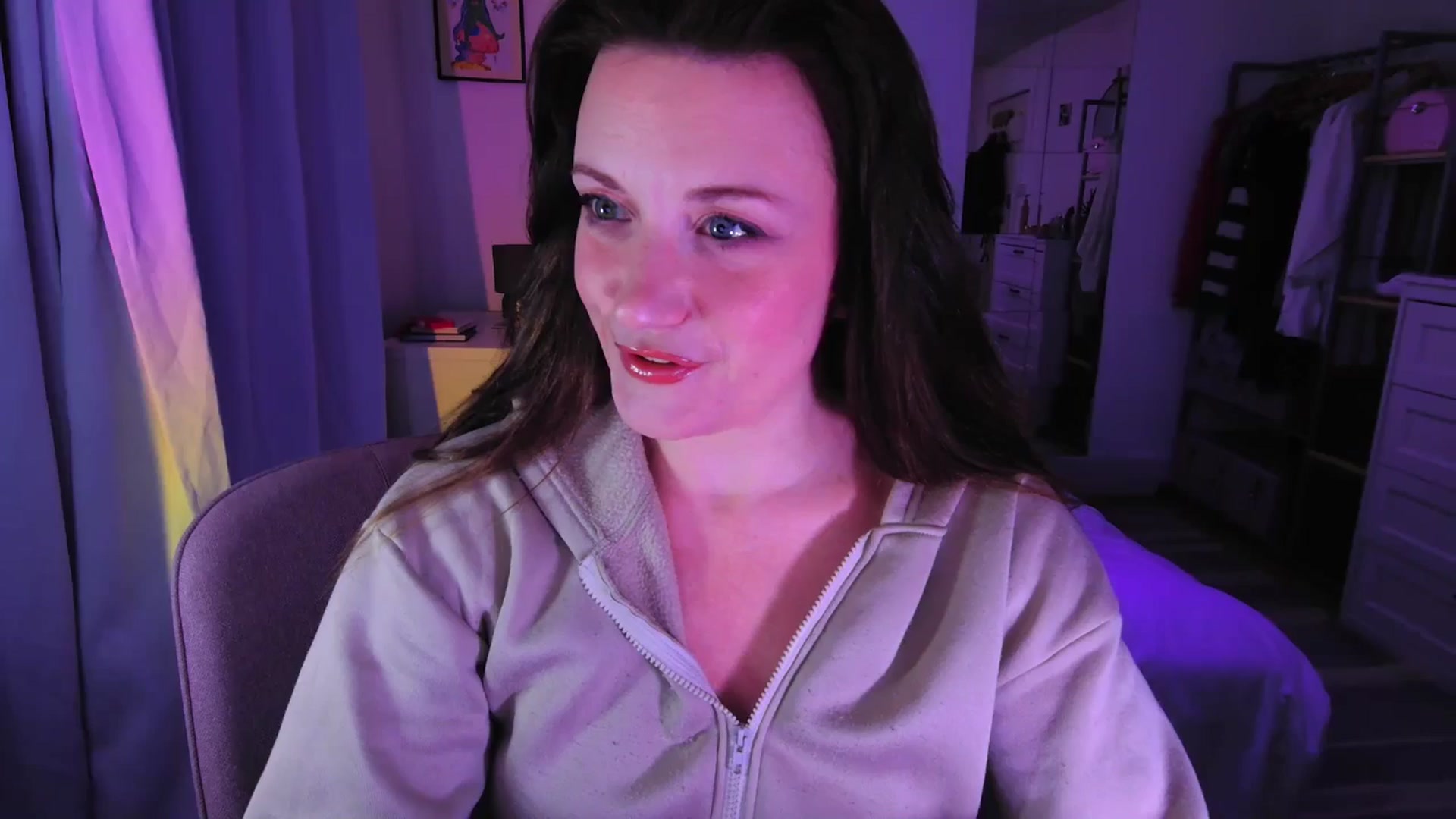 Gallery image thumbnail from xDaisyx's myfreecams stream on, 03/11/2025, 21:23 image 1 of 20