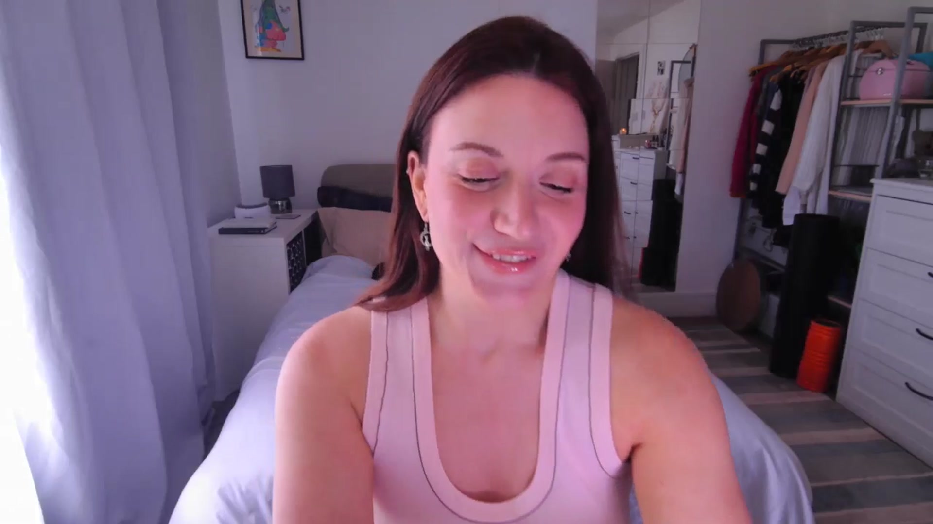 Gallery image thumbnail from xDaisyx's myfreecams stream on, 03/17/2025, 14:50 image 10 of 20