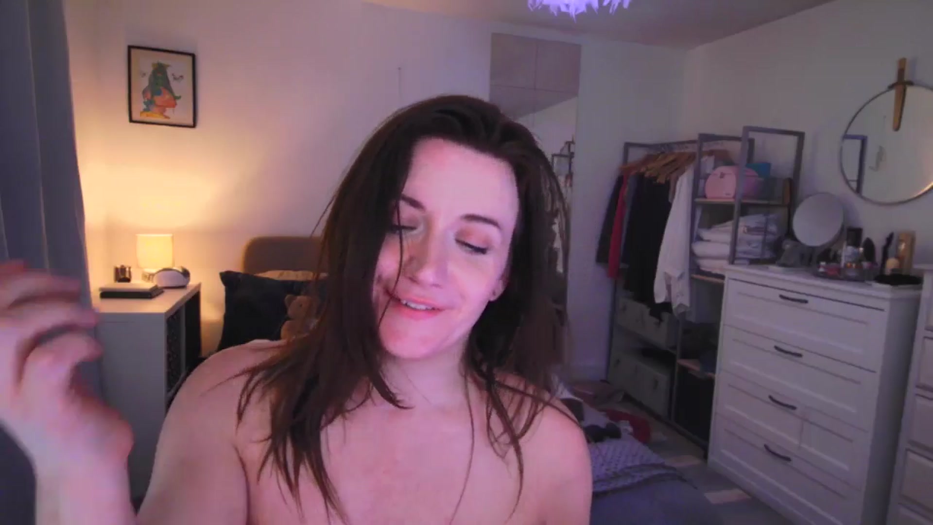 Gallery image thumbnail from xDaisyx's myfreecams stream on, 03/22/2025, 04:54 image 14 of 20
