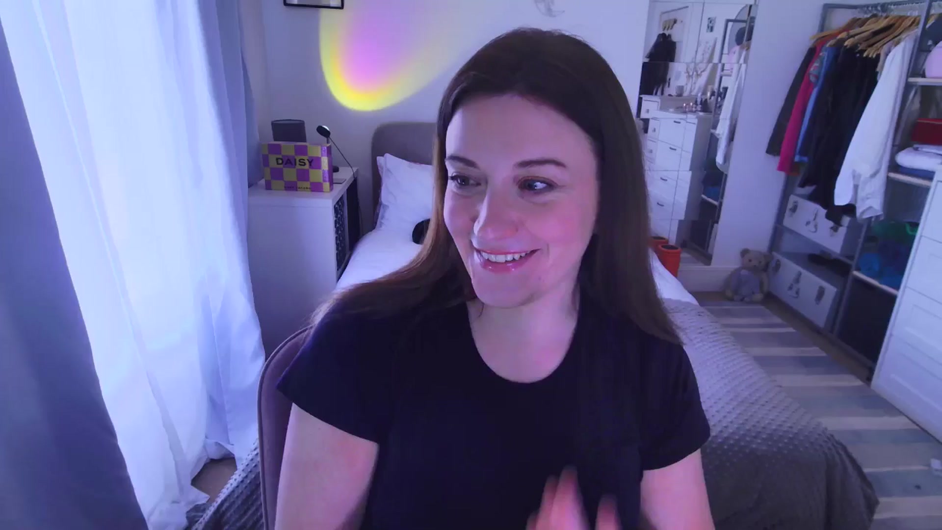 Gallery image thumbnail from xDaisyx's myfreecams stream on, 03/24/2025, 11:51 image 16 of 20