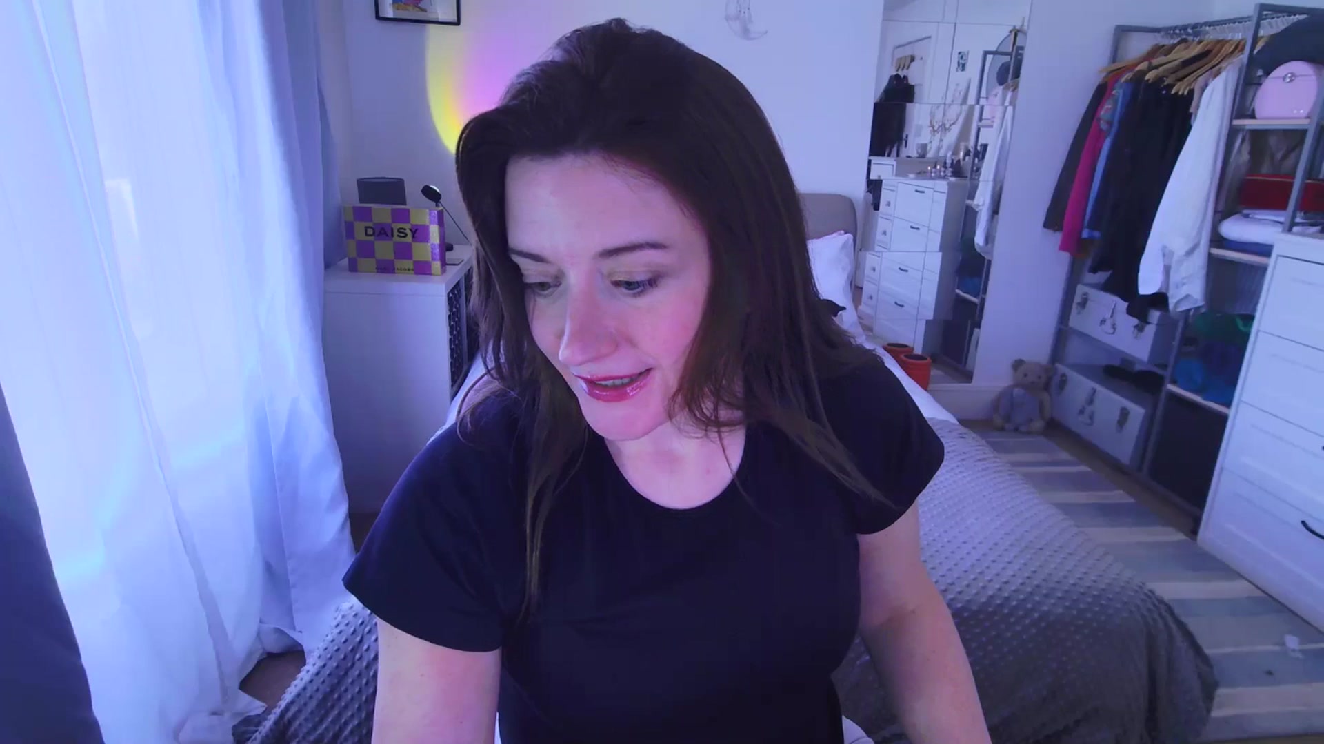 Gallery image thumbnail from xDaisyx's myfreecams stream on, 03/24/2025, 13:23 image 16 of 20