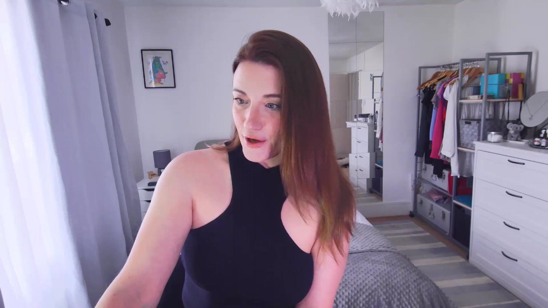 Gallery image thumbnail from xDaisyx's myfreecams stream on, 04/08/2025, 14:35 image 9 of 20