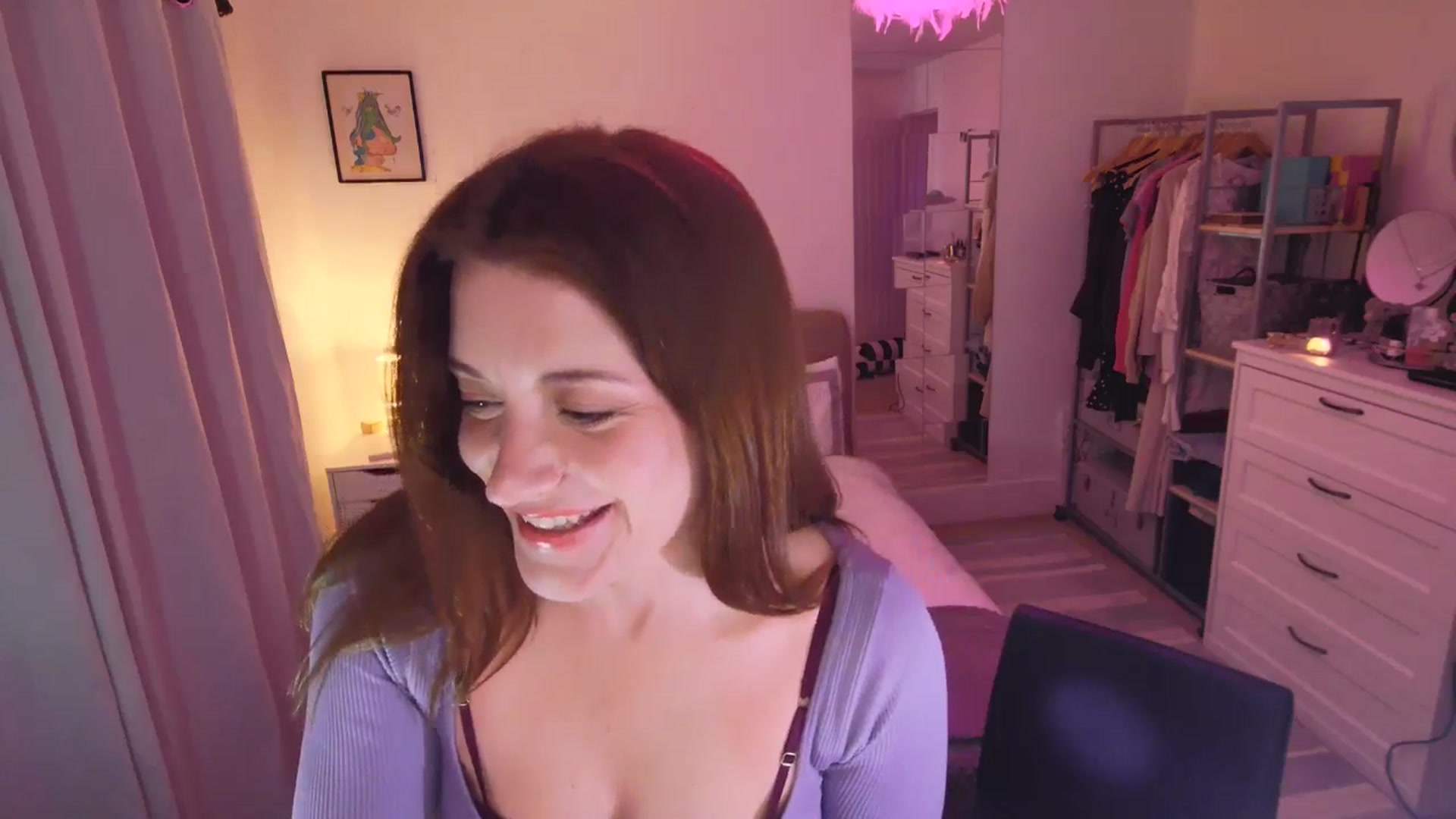 Gallery image thumbnail from xDaisyx's myfreecams stream on, 04/20/2025, 22:08 image 9 of 20