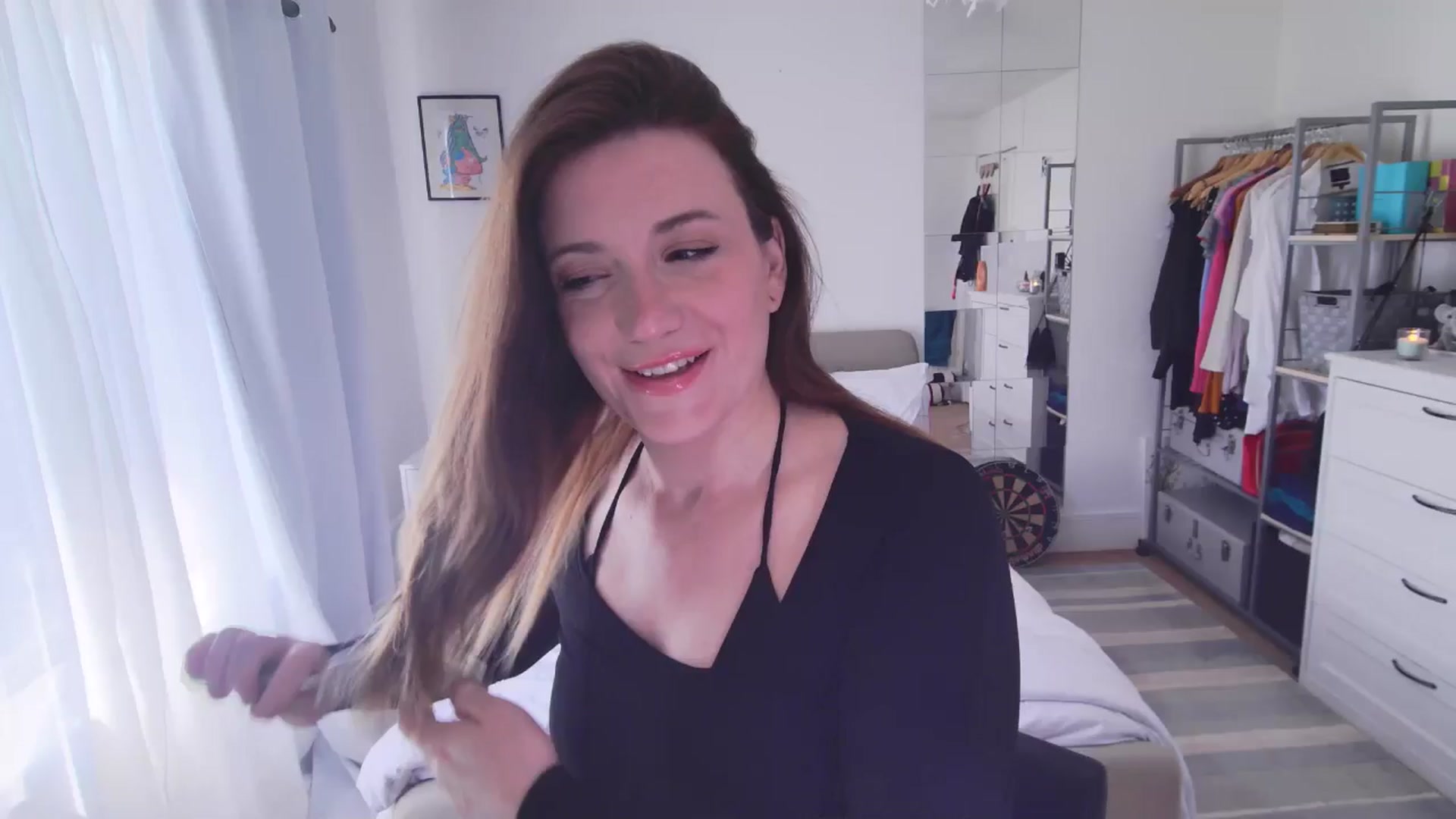 Gallery image thumbnail from xDaisyx's myfreecams stream on, 04/30/2025, 11:06 image 1 of 20