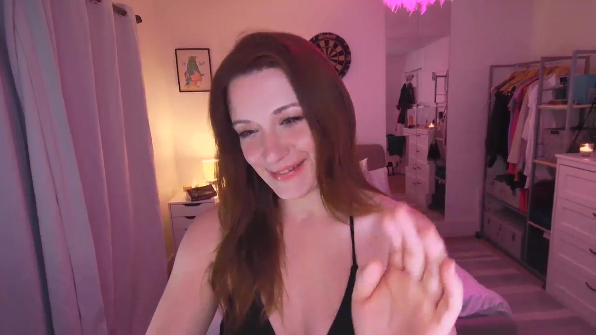 Gallery image thumbnail from xDaisyx's myfreecams stream on, 04/30/2025, 23:30 image 2 of 20