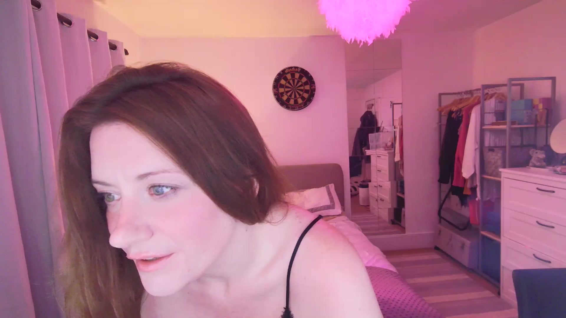 Gallery image thumbnail from xDaisyx's myfreecams stream on, 05/08/2025, 23:11 image 16 of 20