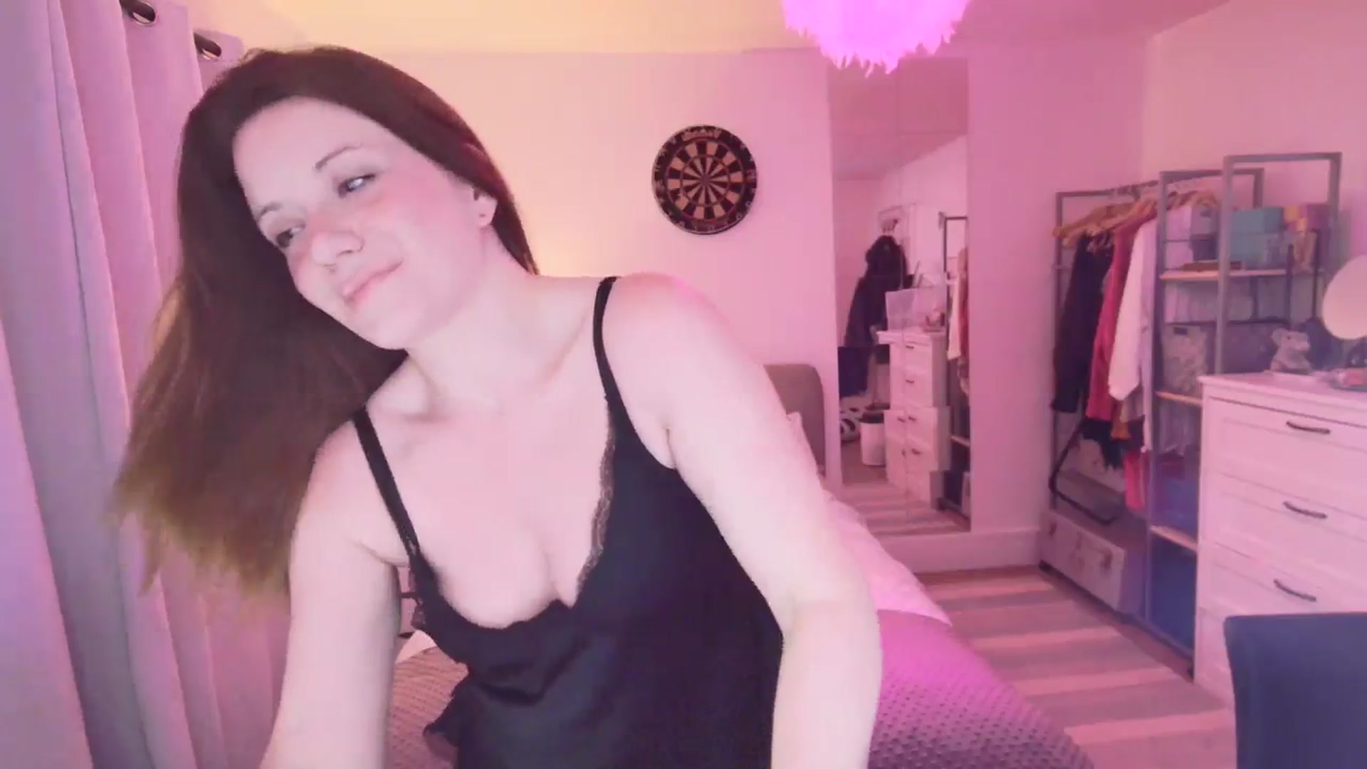 Gallery image thumbnail from xDaisyx's myfreecams stream on, 05/08/2025, 23:11 image 13 of 20