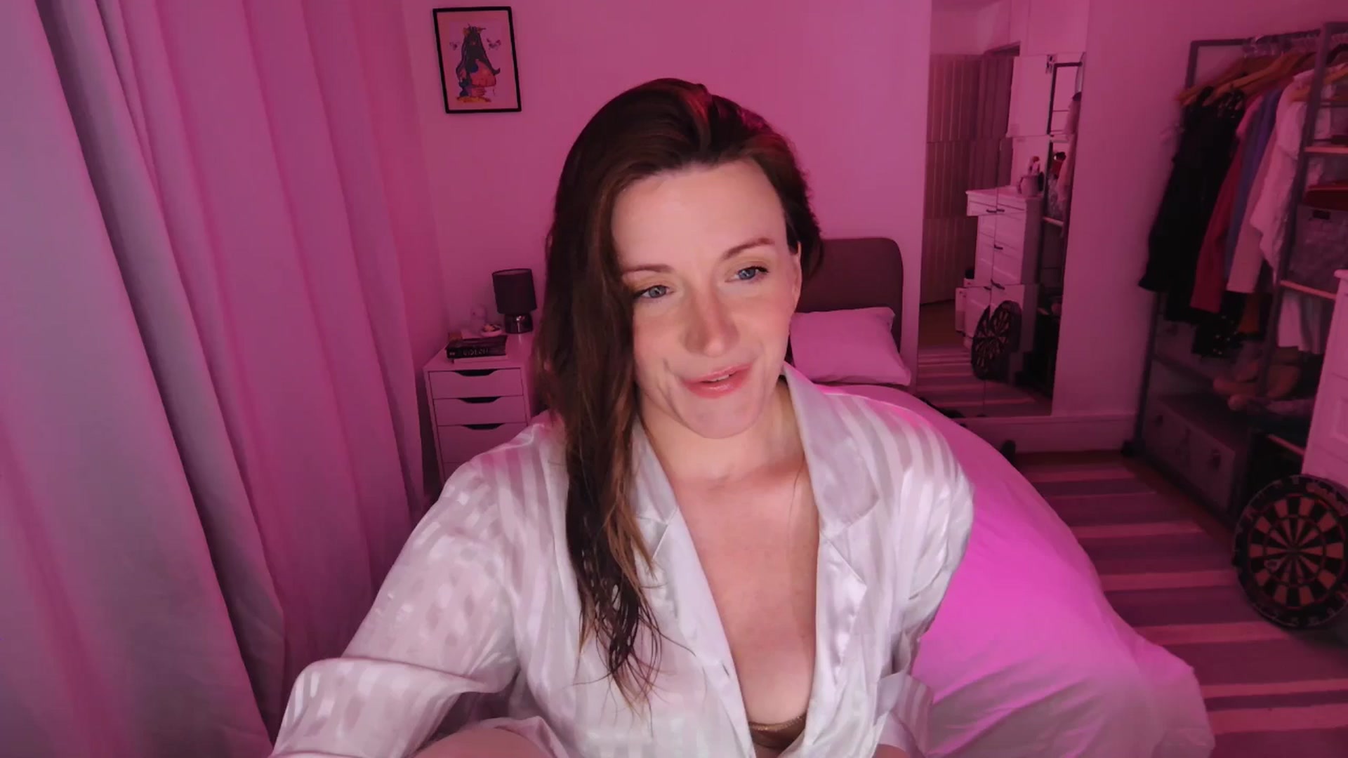 Gallery image thumbnail from xDaisyx's myfreecams stream on, 05/15/2025, 23:01 image 1 of 20