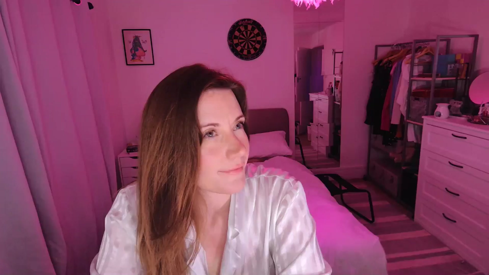 Gallery image thumbnail from xDaisyx's myfreecams stream on, 05/15/2025, 23:34 image 18 of 20