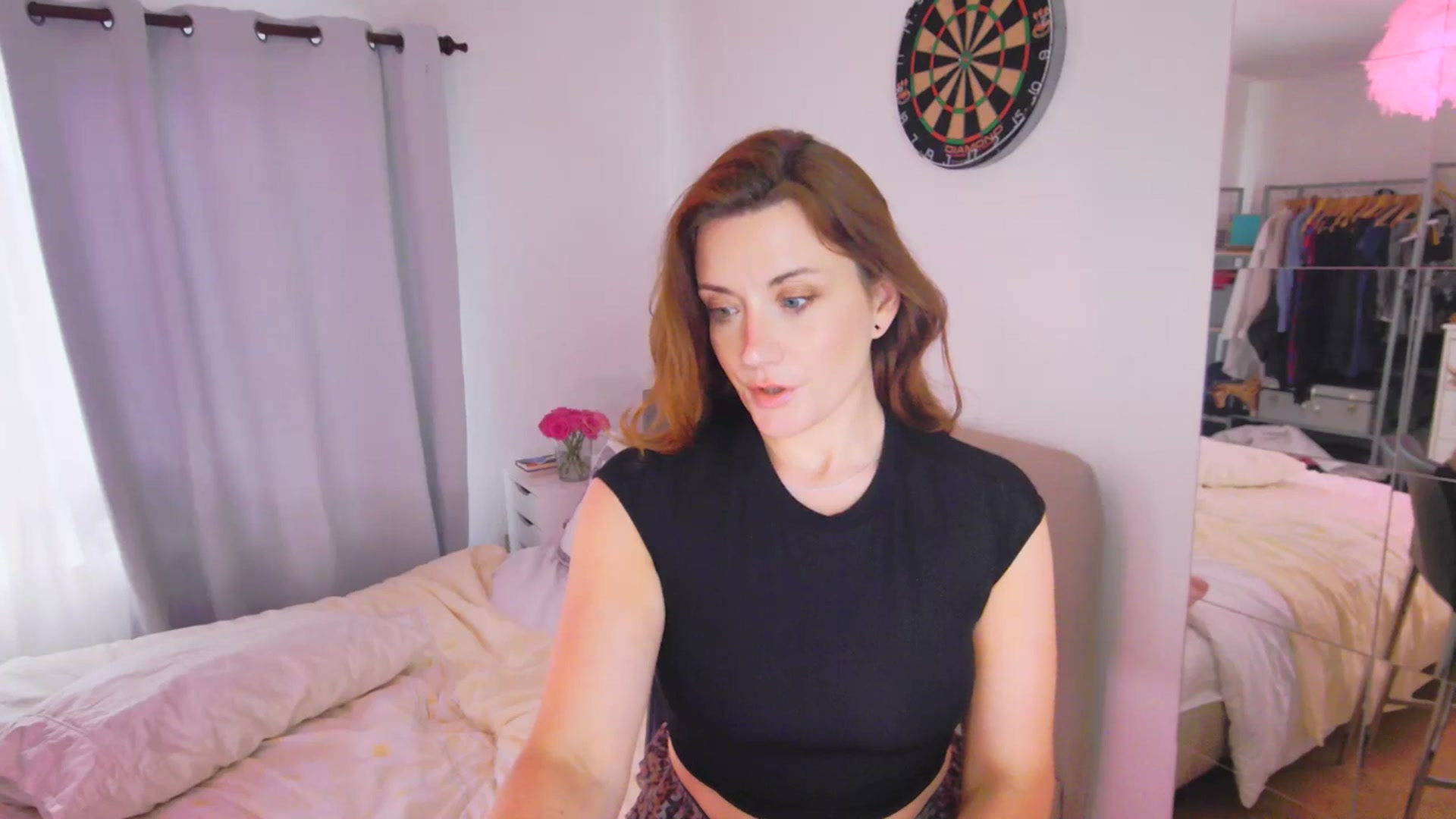 Gallery image thumbnail from xDaisyx's myfreecams stream on, 06/12/2025, 13:17 image 16 of 20