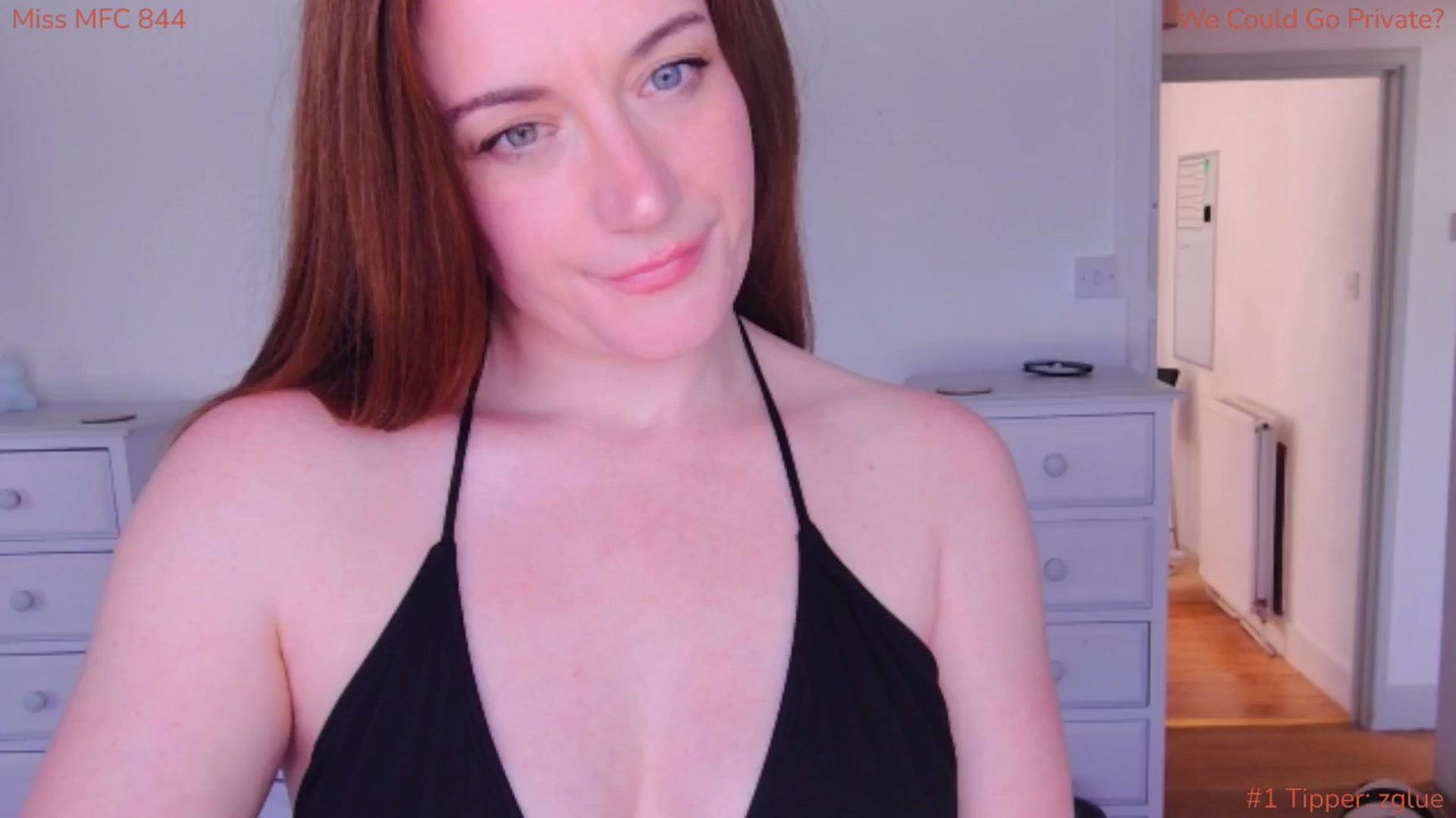 Gallery image thumbnail from xDaisyx's myfreecams stream on, 06/24/2025, 17:11 image 3 of 20