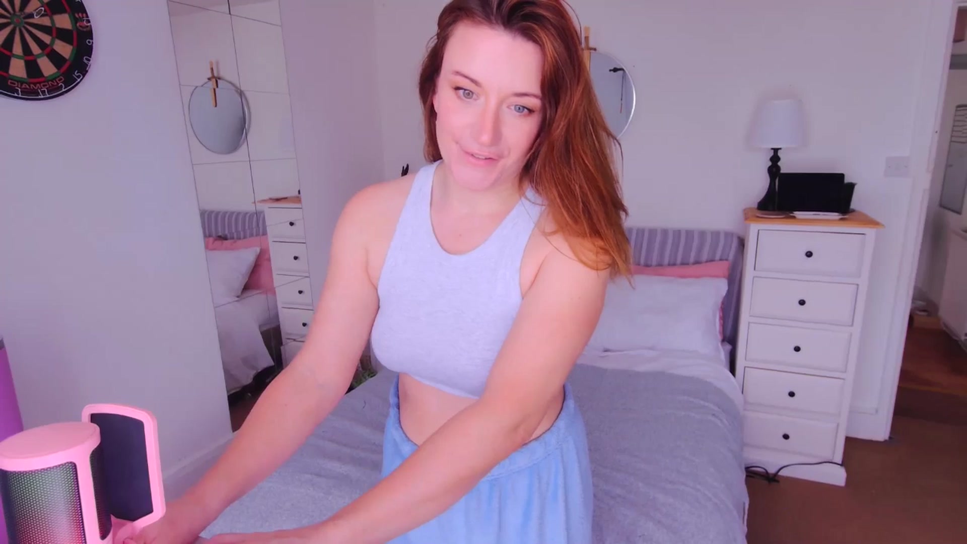Gallery image thumbnail from xDaisyx's myfreecams stream on, 07/21/2025, 14:07 image 17 of 20