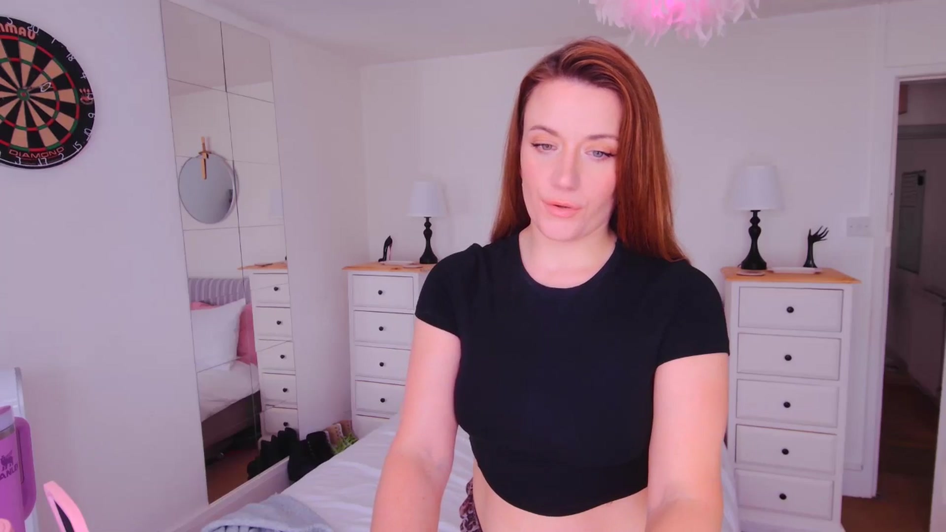 Gallery image thumbnail from xDaisyx's myfreecams stream on, 07/22/2025, 13:48 image 3 of 20