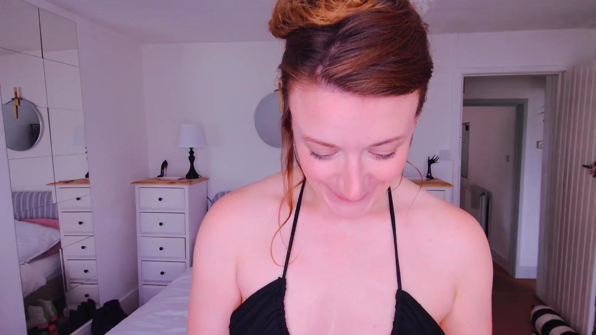 Gallery image thumbnail from xDaisyx's myfreecams stream on, 07/25/2025, 14:49 image 8 of 20