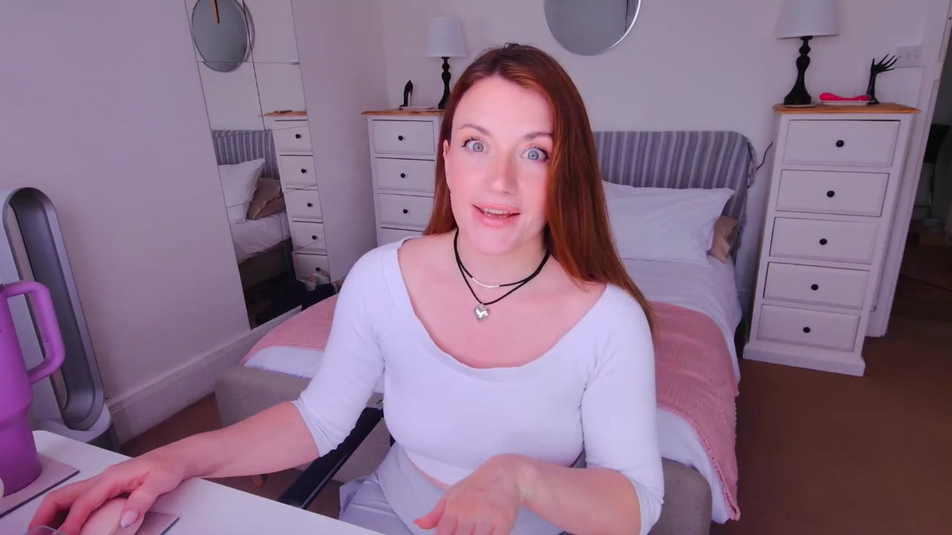 Gallery image thumbnail from xDaisyx's myfreecams stream on, 07/29/2025, 13:16 image 2 of 20
