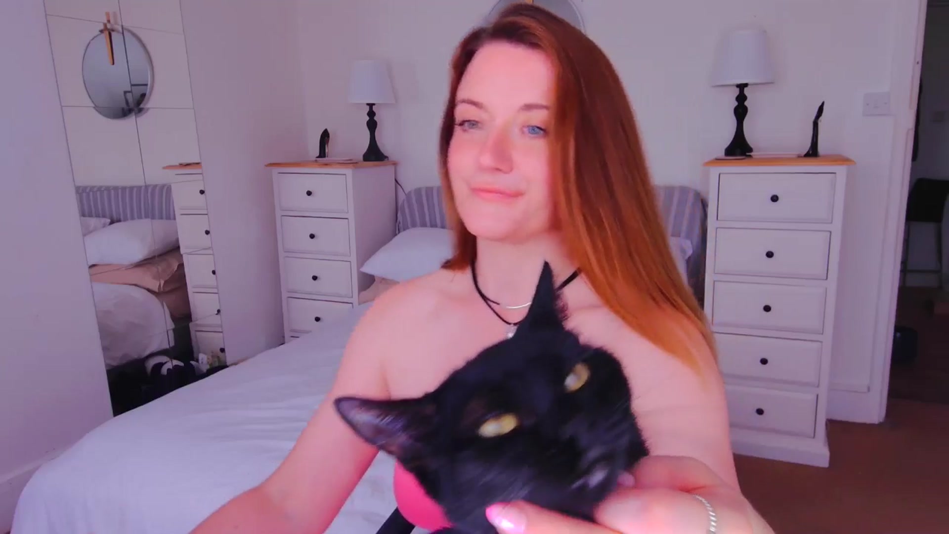 Gallery image thumbnail from xDaisyx's myfreecams stream on, 08/11/2025, 18:31 image 11 of 20