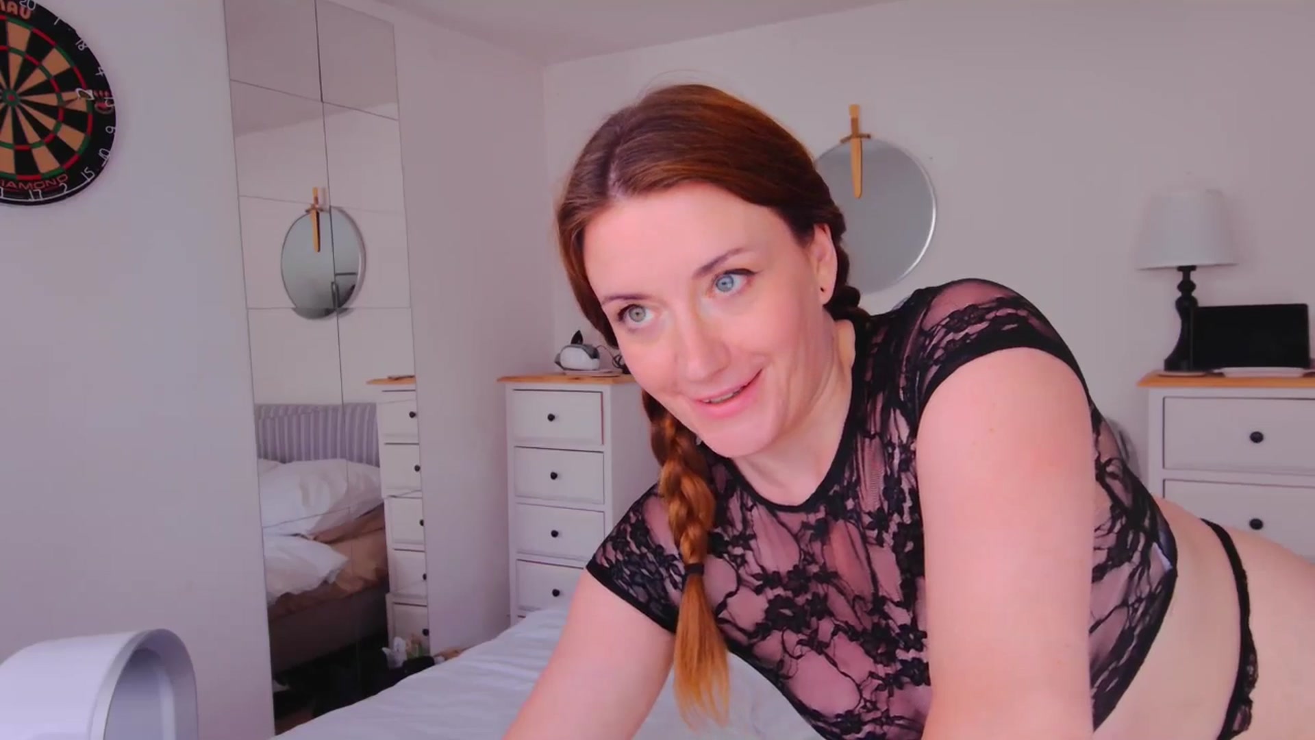 Gallery image thumbnail from xDaisyx's myfreecams stream on, 08/13/2025, 16:31 image 17 of 20