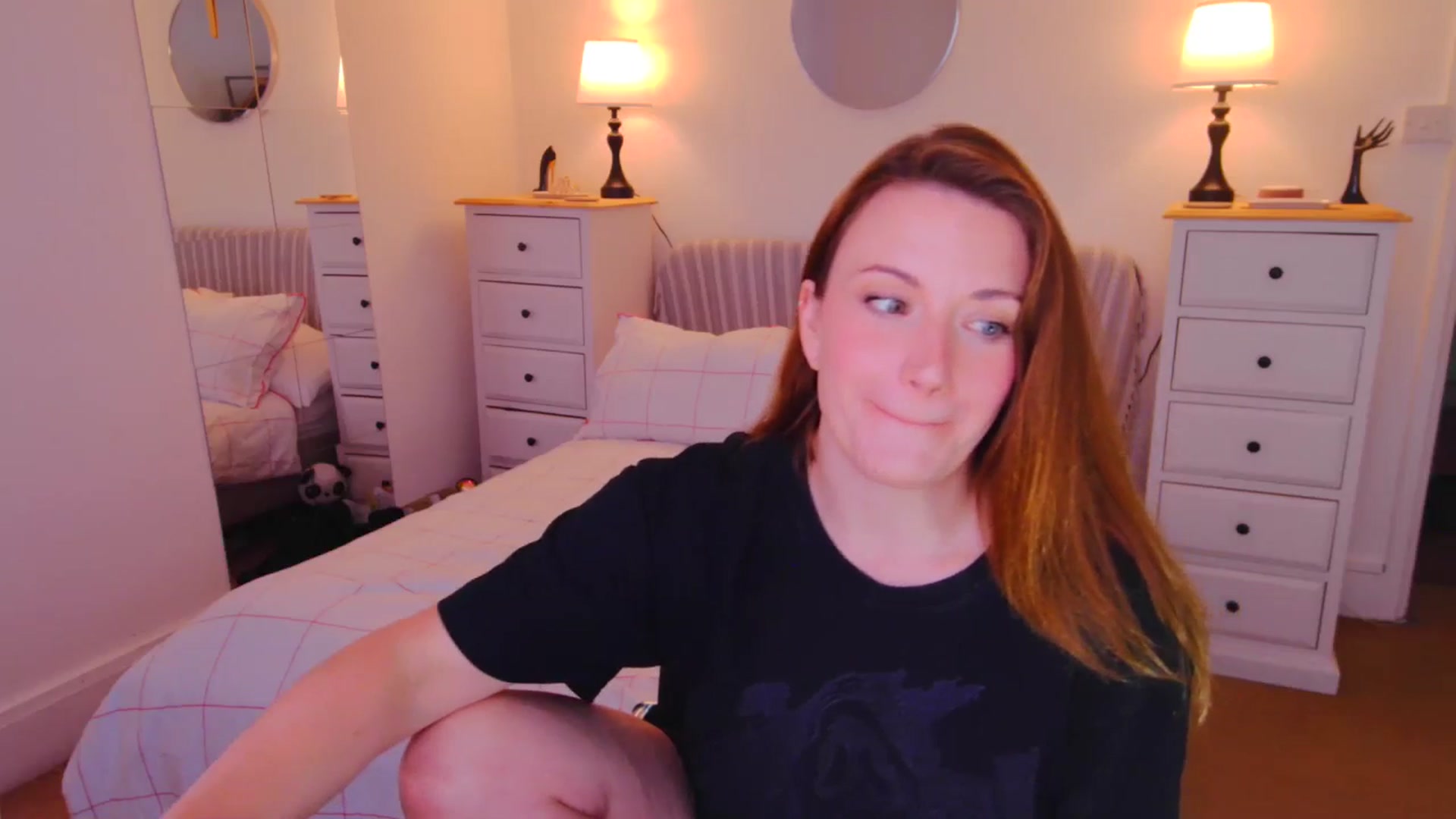 Gallery image thumbnail from xDaisyx's myfreecams stream on, 08/19/2025, 07:41 image 9 of 20