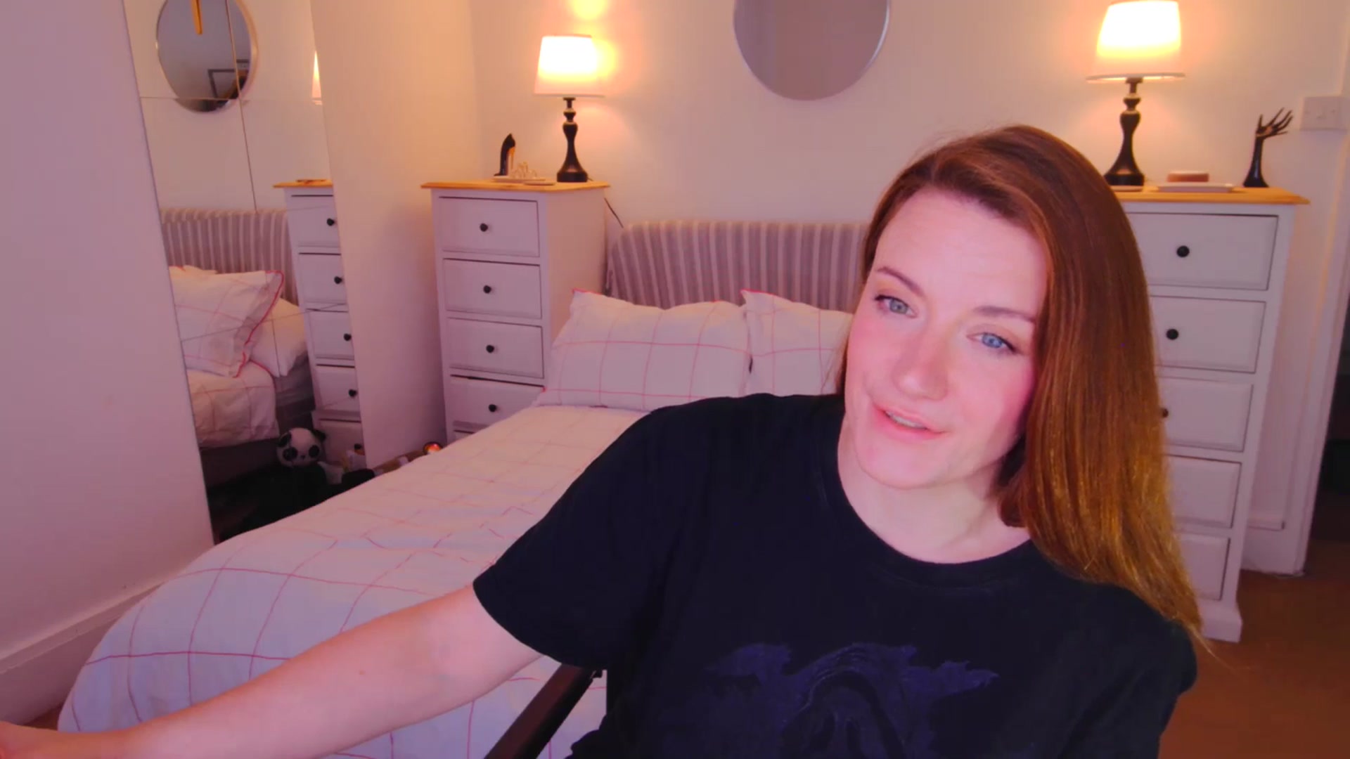 Gallery image thumbnail from xDaisyx's myfreecams stream on, 08/19/2025, 07:41 image 10 of 20