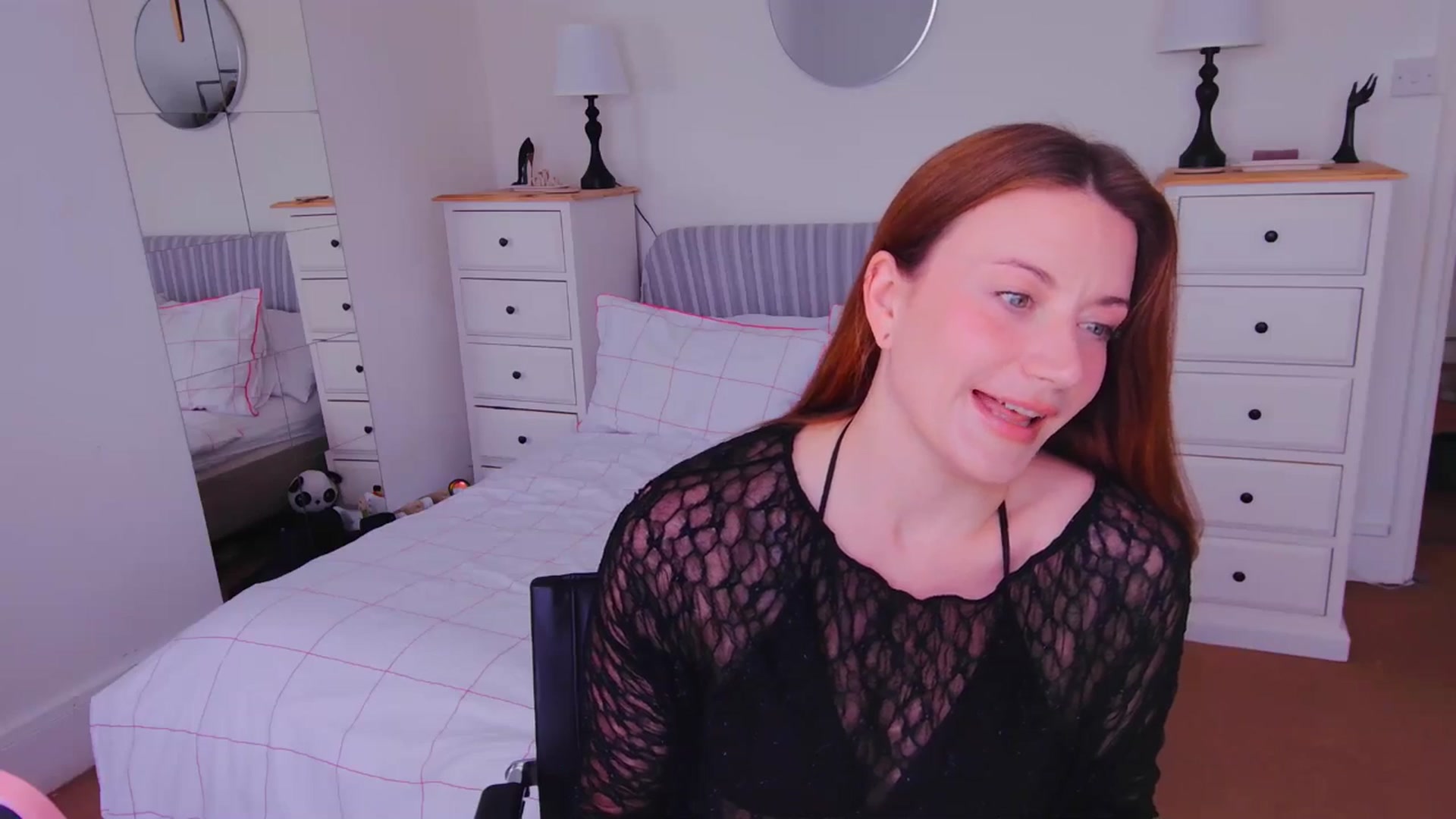 Gallery image thumbnail from xDaisyx's myfreecams stream on, 08/19/2025, 13:02 image 7 of 20