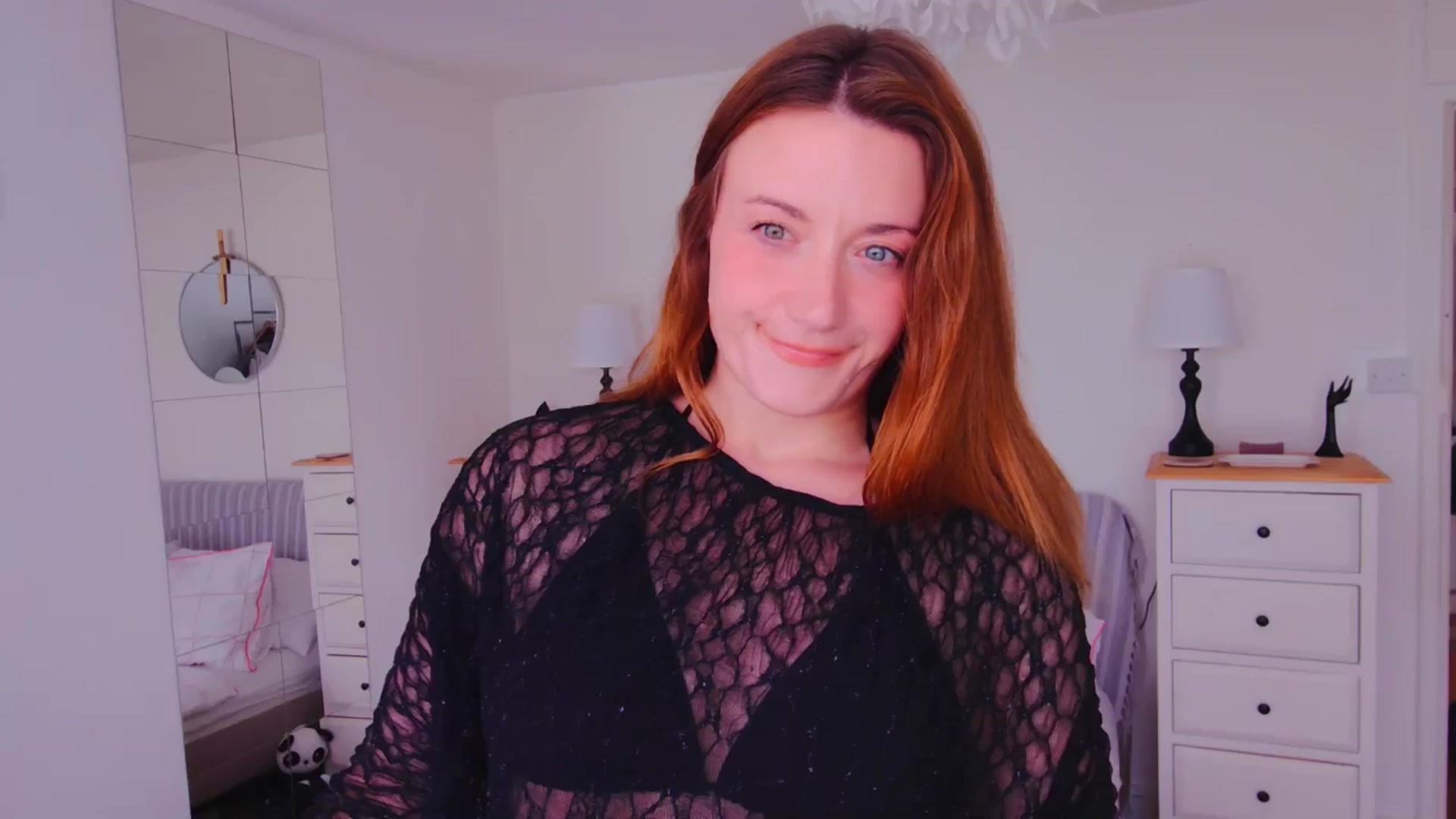 Gallery image thumbnail from xDaisyx's myfreecams stream on, 08/19/2025, 13:02 image 4 of 20