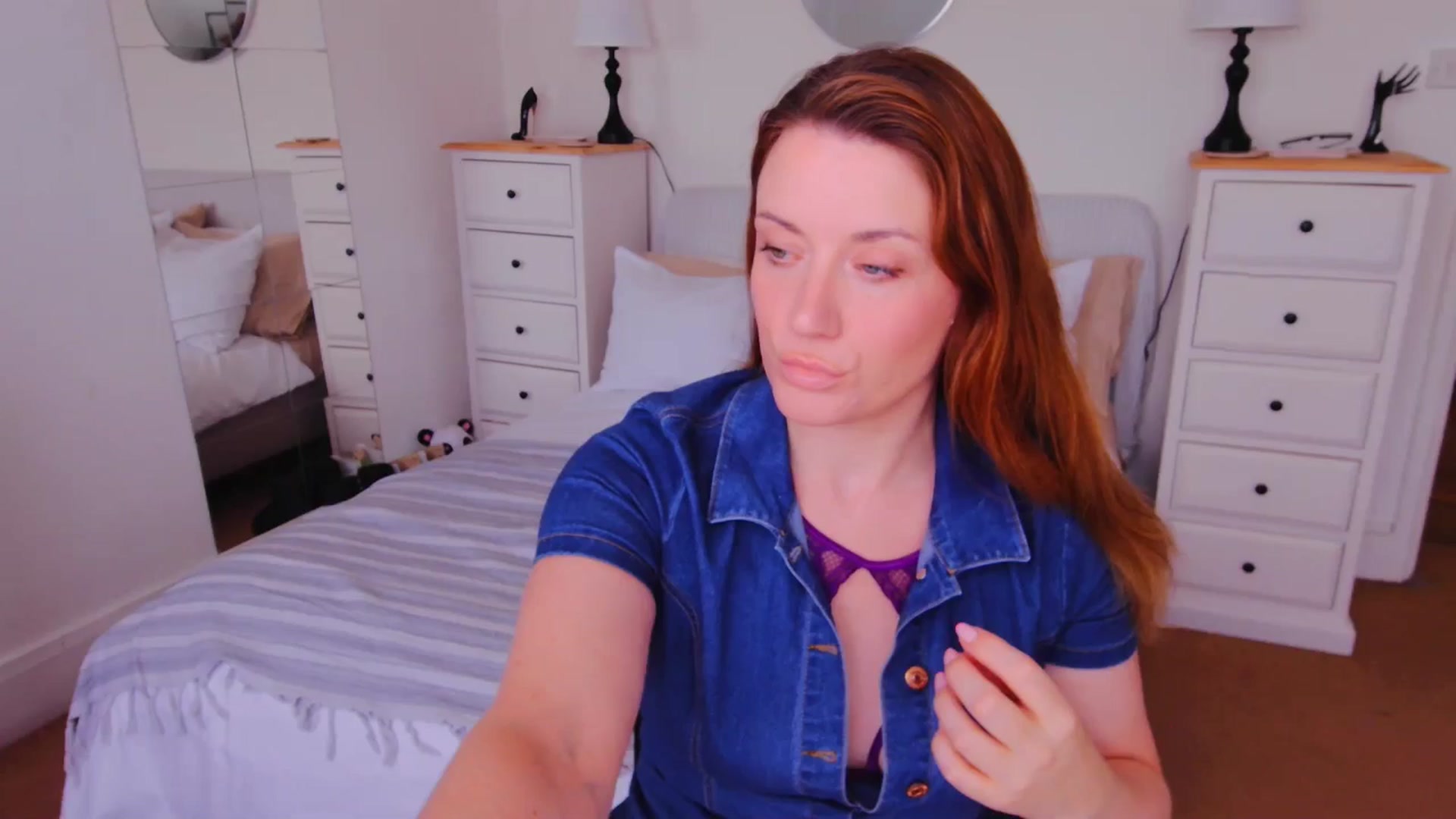 Gallery image thumbnail from xDaisyx's myfreecams stream on, 08/26/2025, 12:13 image 1 of 20