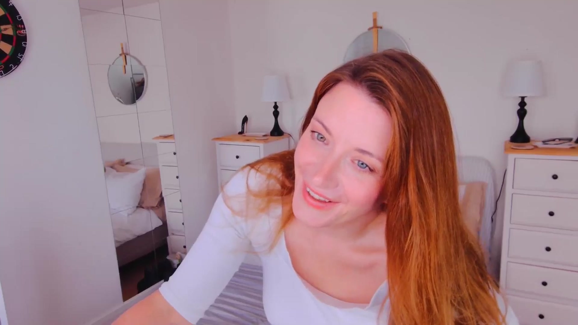 Gallery image thumbnail from xDaisyx's myfreecams stream on, 08/26/2025, 16:01 image 9 of 20