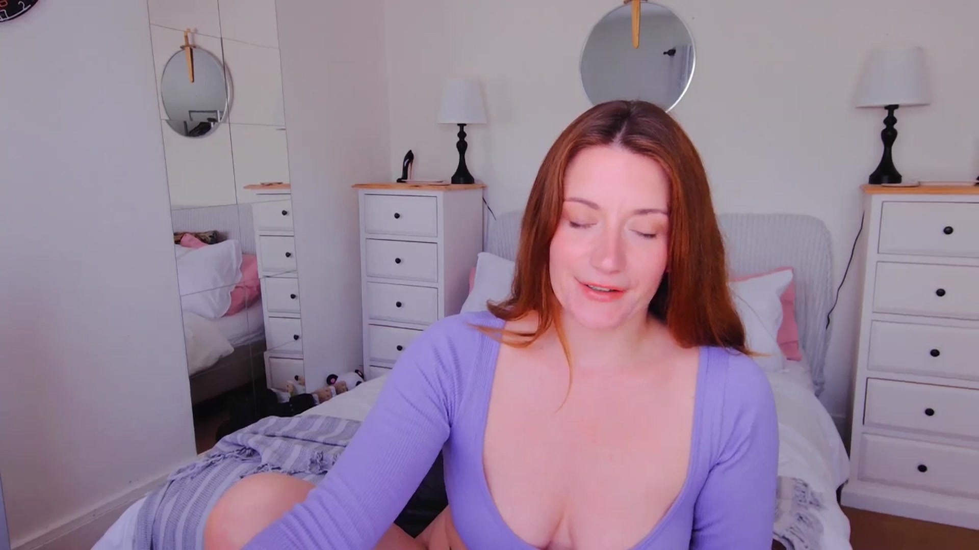 Gallery image thumbnail from xDaisyx's myfreecams stream on, 09/01/2025, 14:24 image 10 of 20