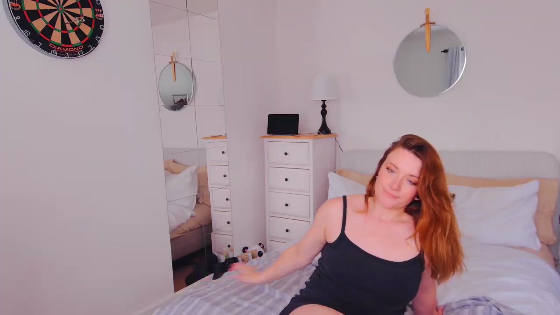 Gallery image thumbnail from xDaisyx's myfreecams stream on, 09/09/2025, 16:12 image 14 of 20