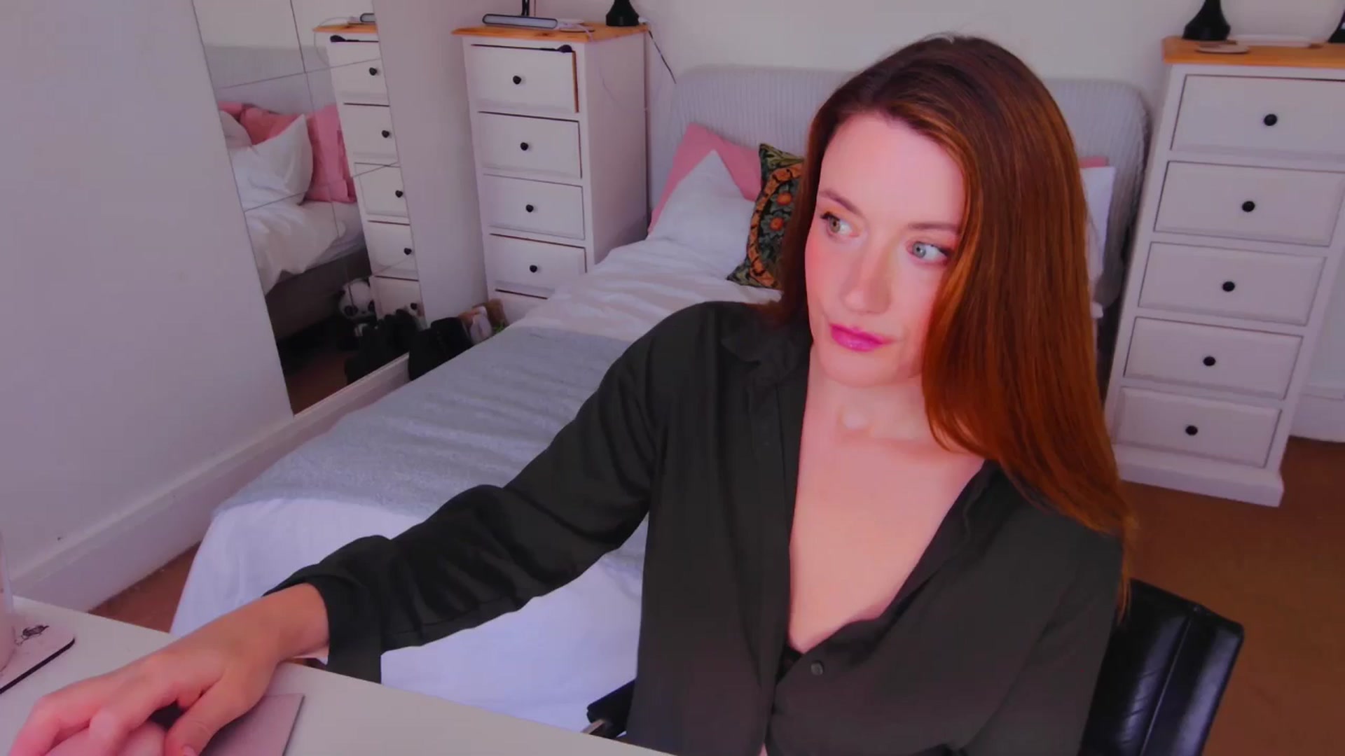 Gallery image thumbnail from xDaisyx's myfreecams stream on, 09/16/2025, 13:50 image 1 of 20
