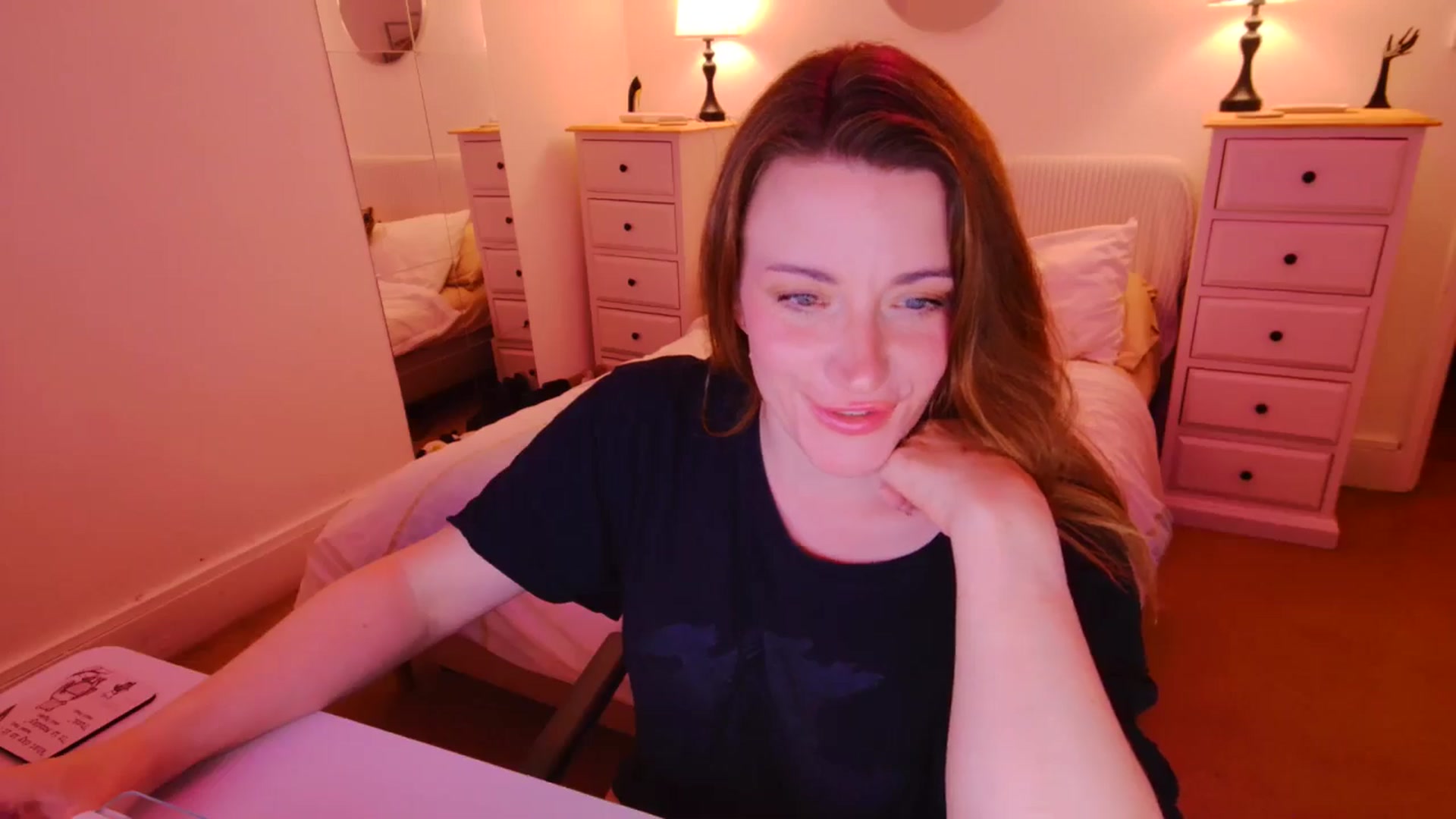 Gallery image thumbnail from xDaisyx's myfreecams stream on, 09/21/2025, 24:00 image 8 of 20