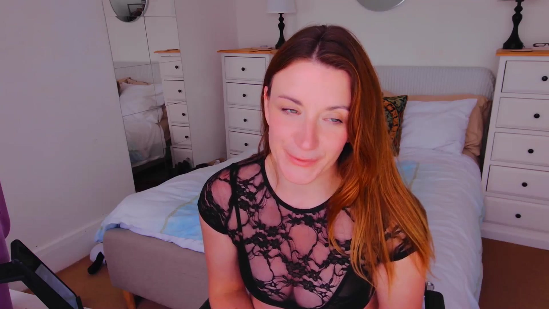 Gallery image thumbnail from xDaisyx's myfreecams stream on, 09/23/2025, 15:02 image 17 of 20