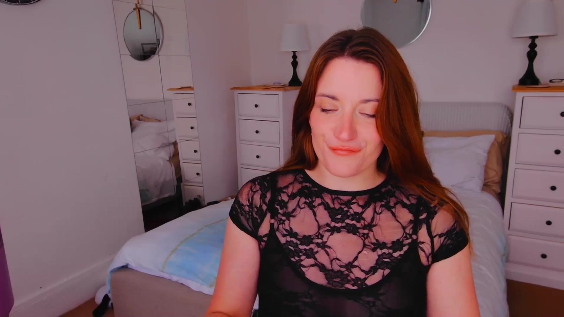 Gallery image thumbnail from xDaisyx's myfreecams stream on, 09/23/2025, 15:02 image 9 of 20