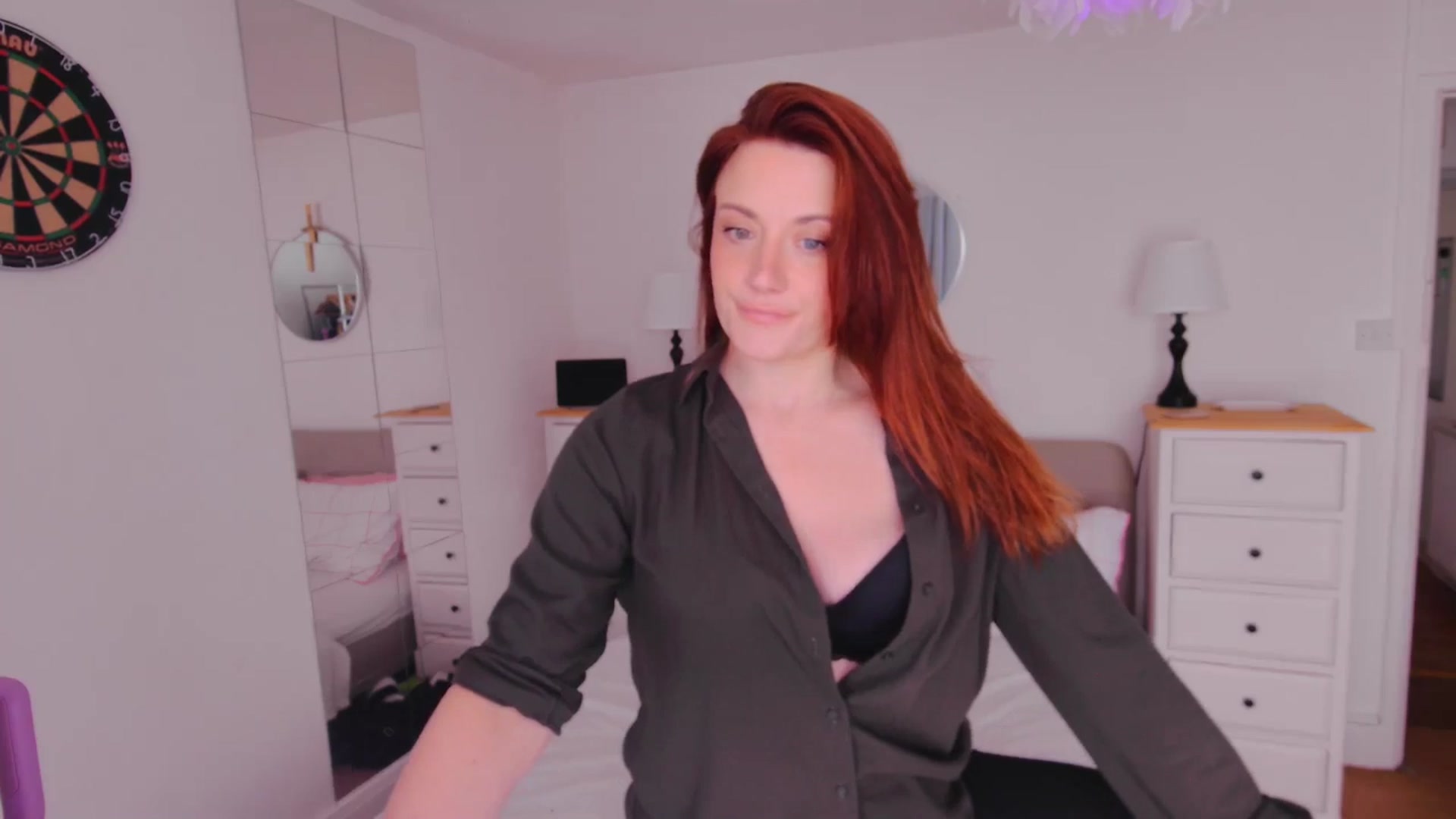 Gallery image thumbnail from xDaisyx's myfreecams stream on, 10/02/2025, 13:05 image 2 of 20