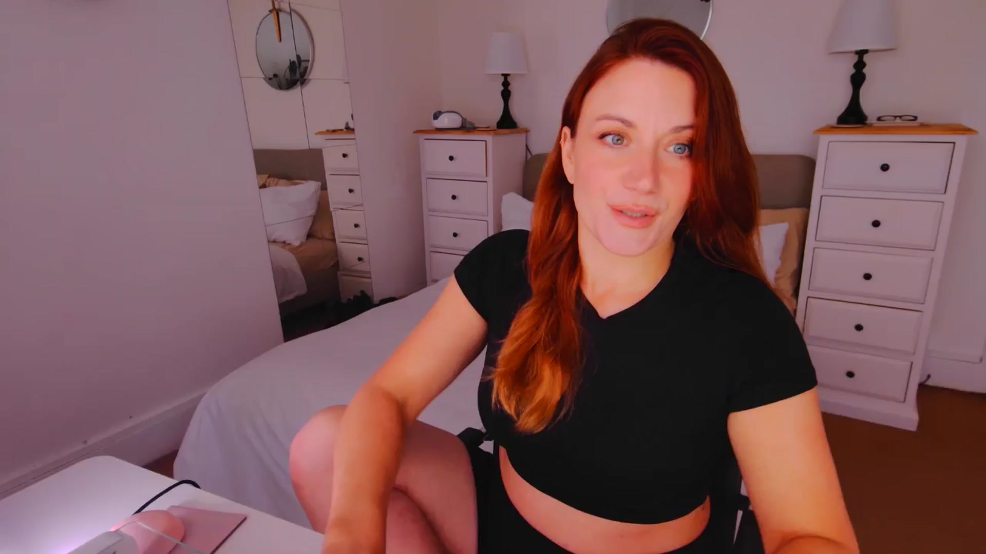 Gallery image thumbnail from xDaisyx's myfreecams stream on, 10/07/2025, 15:54 image 1 of 20