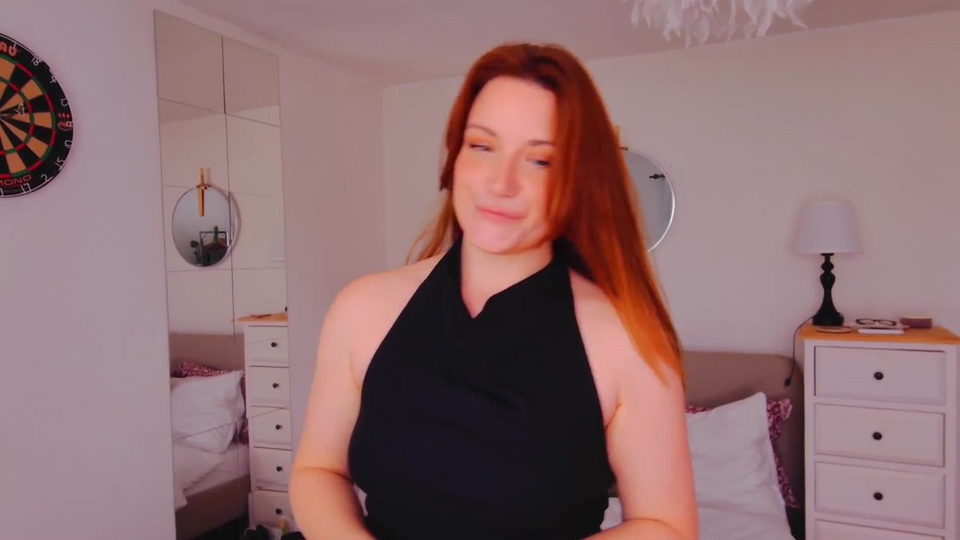 Gallery image thumbnail from xDaisyx's myfreecams stream on, 10/21/2025, 15:15 image 3 of 20