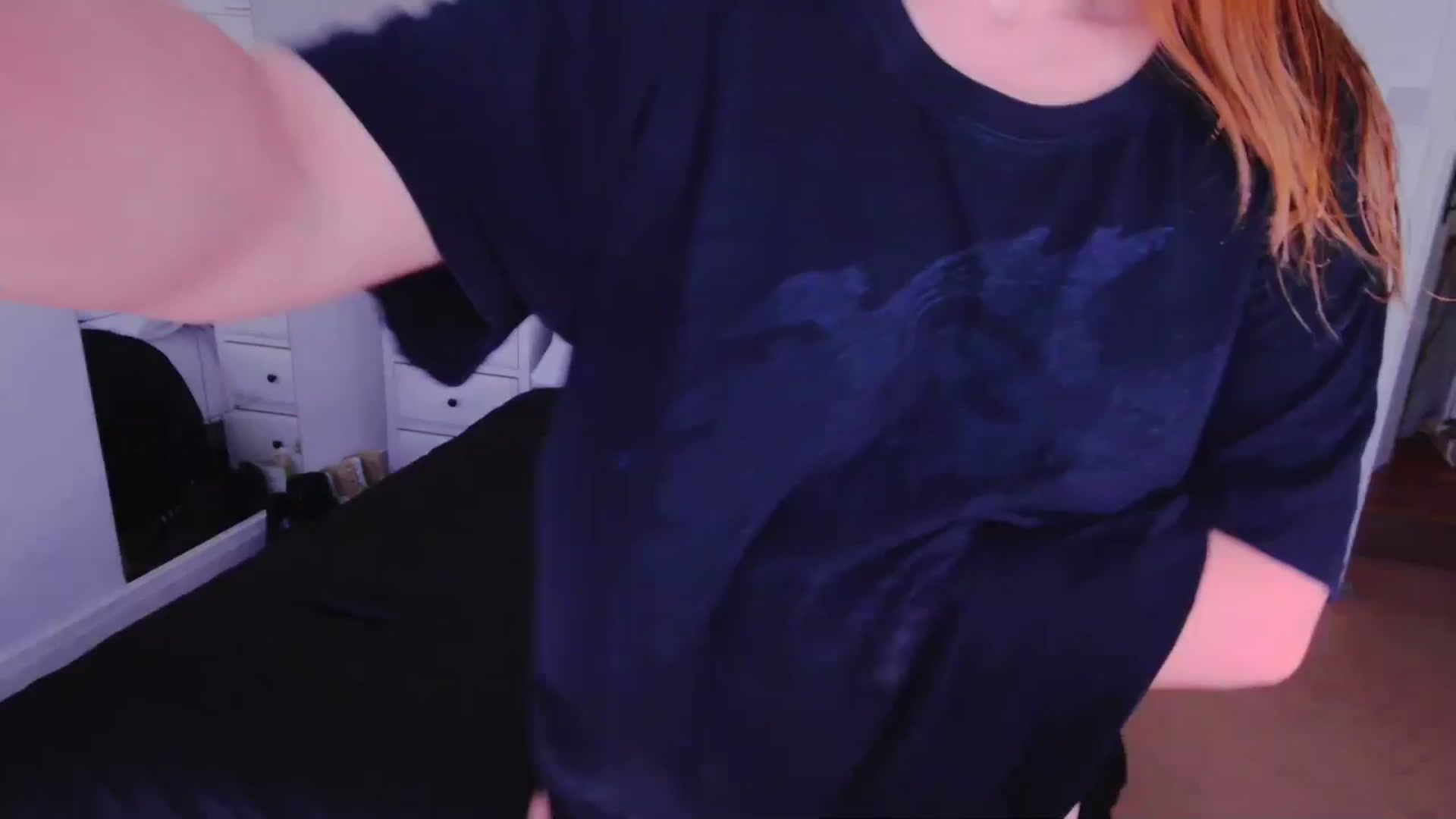 Gallery image thumbnail from xDaisyx's myfreecams stream on, 10/28/2025, 16:26 image 5 of 20