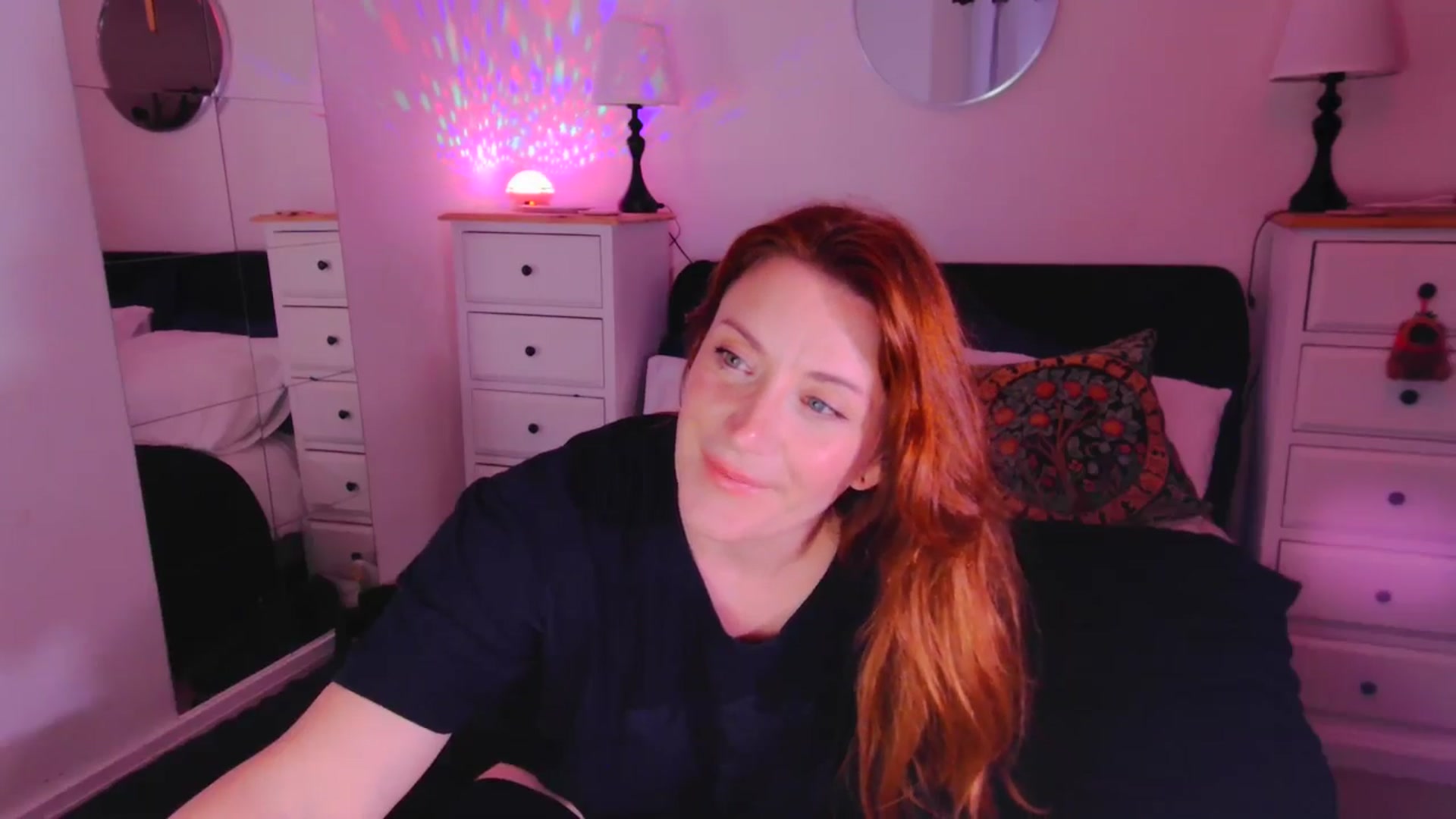 Gallery image thumbnail from xDaisyx's myfreecams stream on, 10/28/2025, 17:11 image 19 of 20