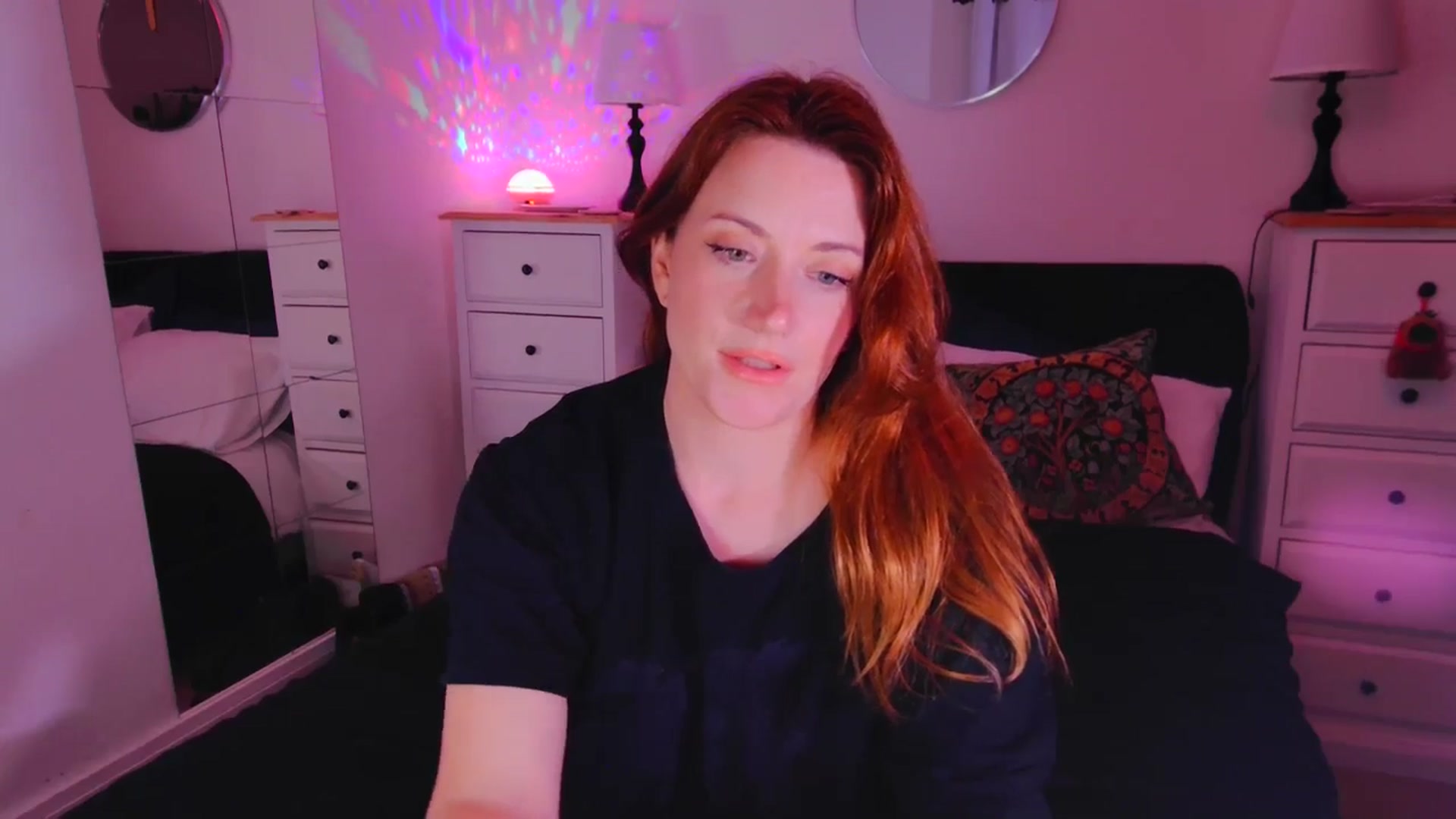 Gallery image thumbnail from xDaisyx's myfreecams stream on, 10/28/2025, 17:11 image 18 of 20