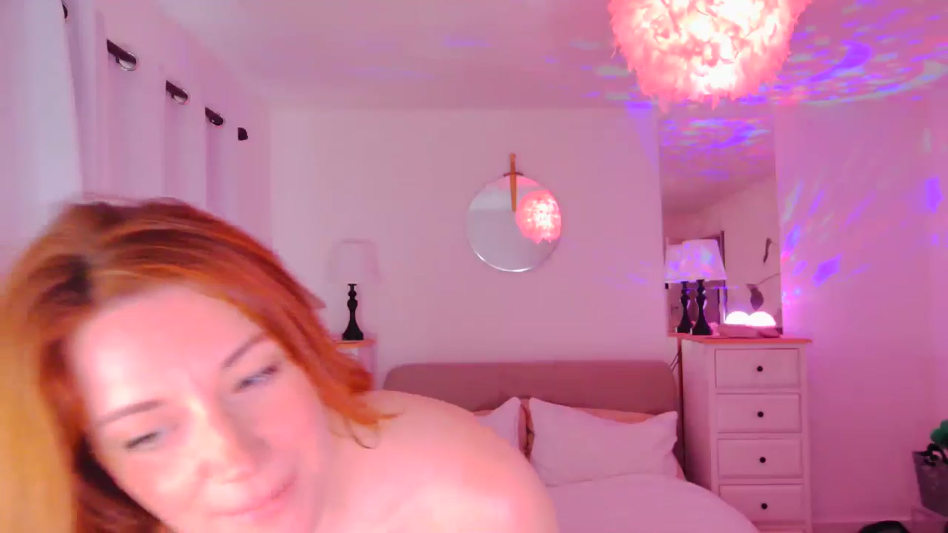 Gallery image thumbnail from xDaisyx's myfreecams stream on, 11/05/2025, 15:57 image 9 of 20
