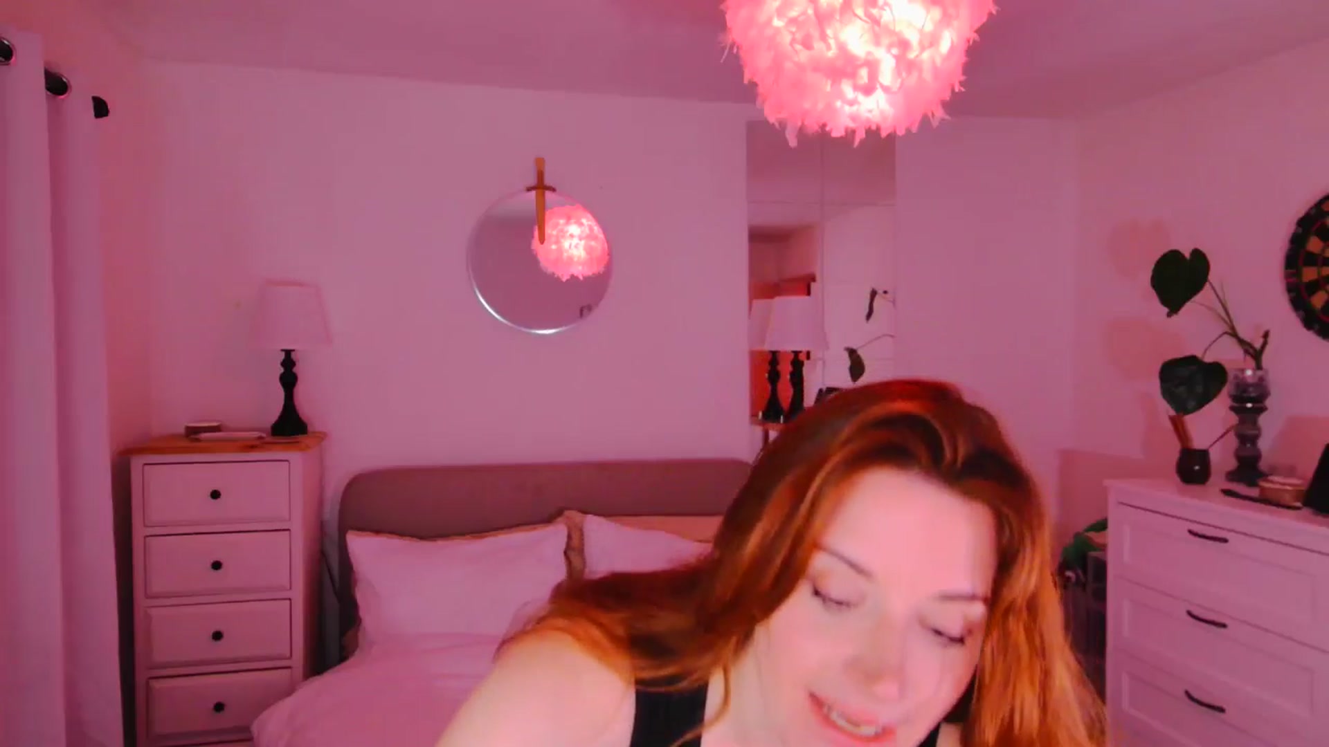 Gallery image thumbnail from xDaisyx's myfreecams stream on, 11/06/2025, 17:41 image 16 of 20