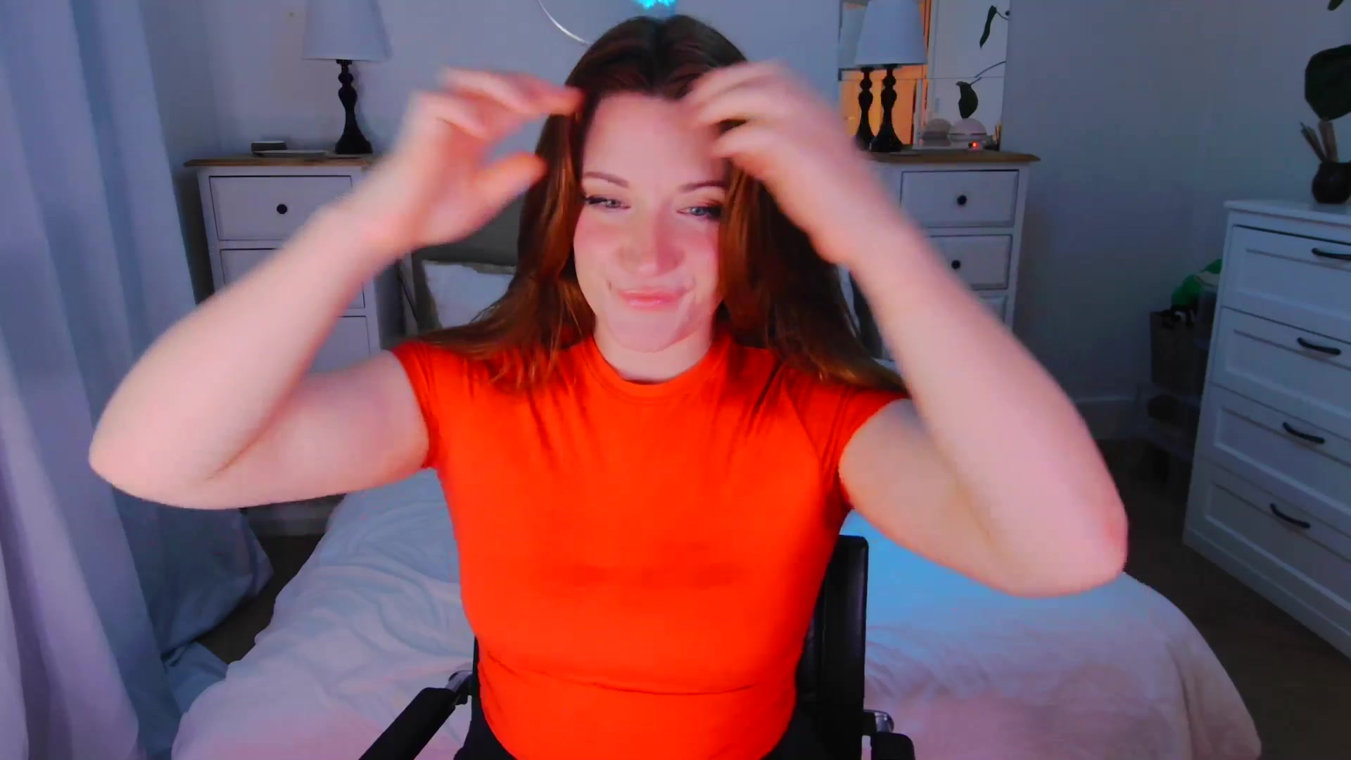 Gallery image thumbnail from xDaisyx's myfreecams stream on, 11/07/2025, 20:38 image 10 of 20