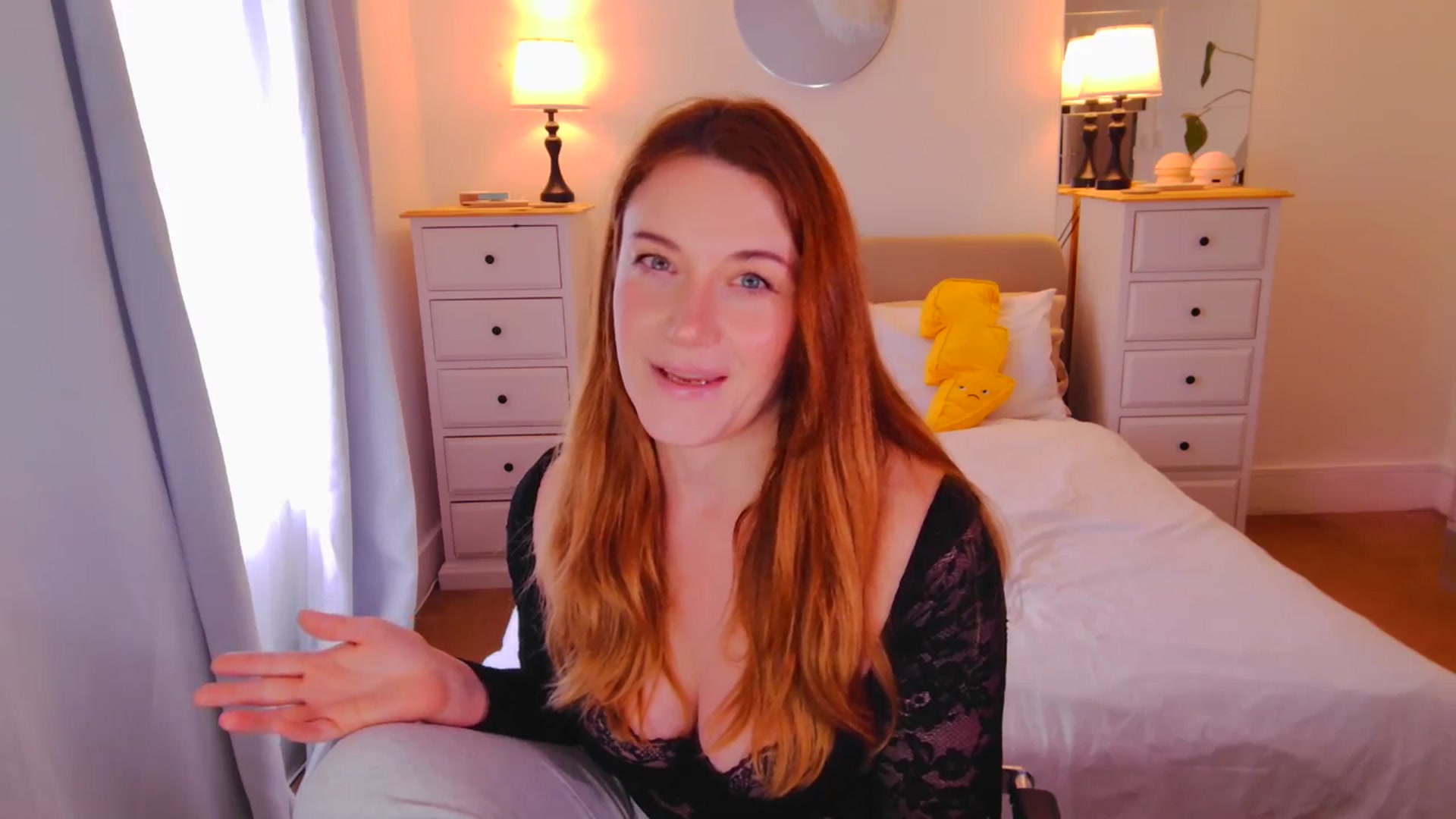 Gallery image thumbnail from xDaisyx's myfreecams stream on, 11/11/2025, 15:43 image 10 of 20