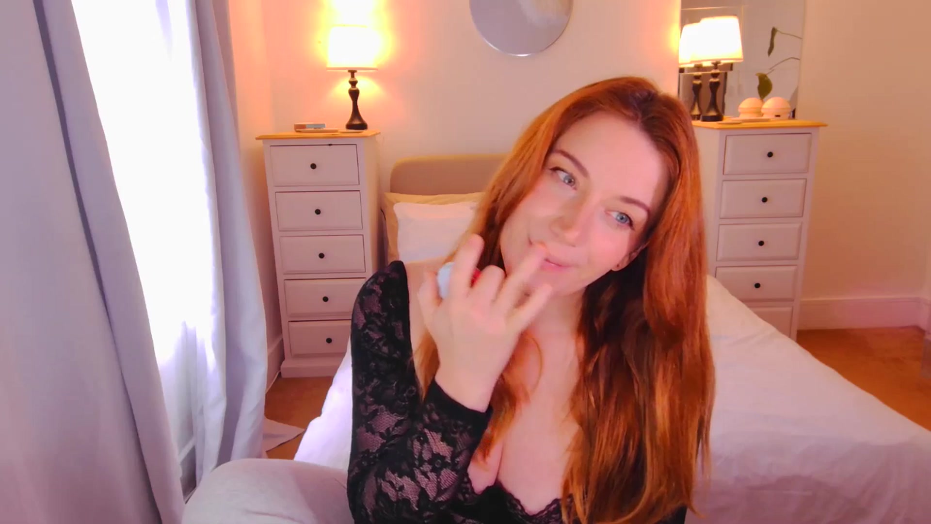 Gallery image thumbnail from xDaisyx's myfreecams stream on, 11/11/2025, 15:43 image 6 of 20